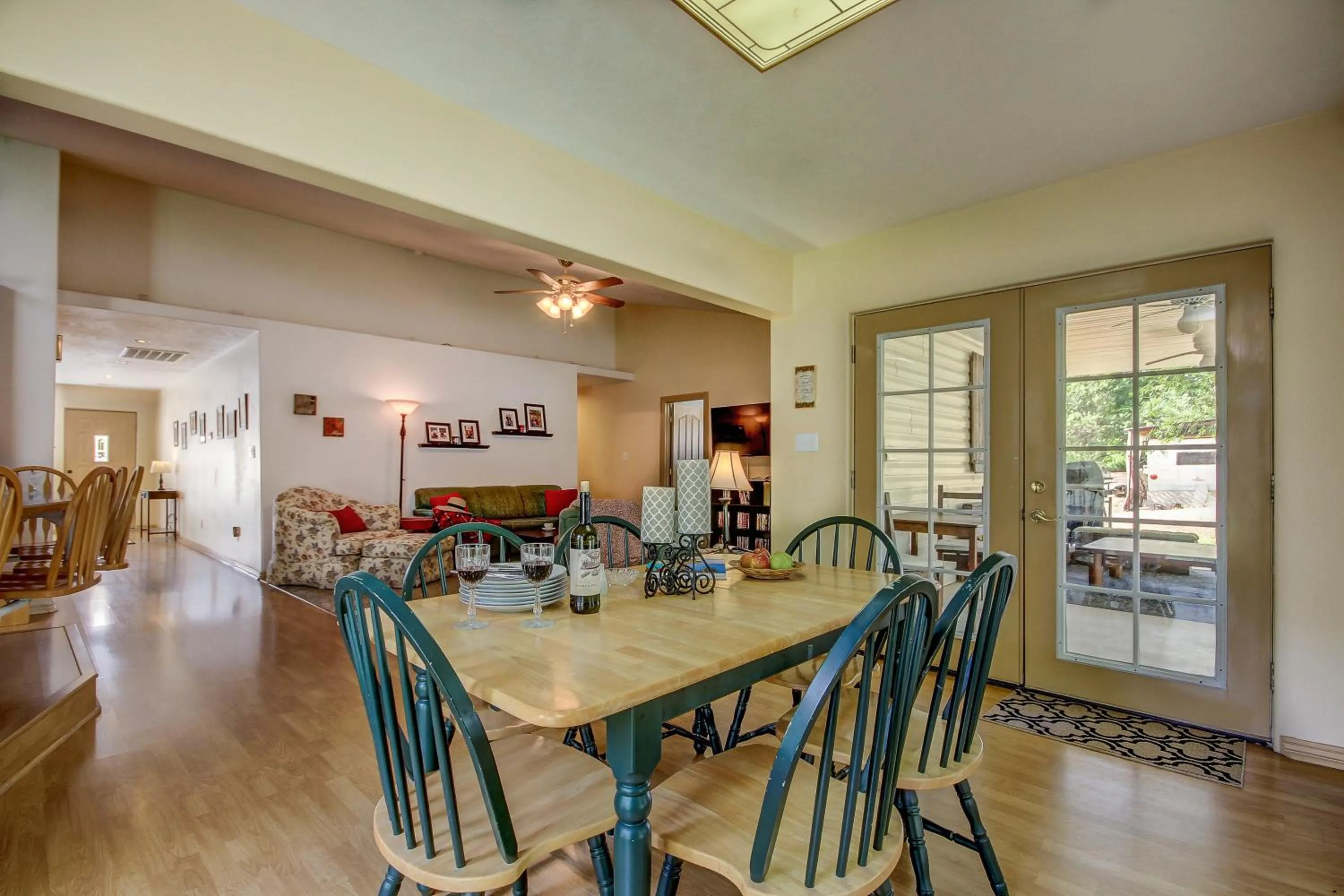 Pecan Point by KABINO Mountain Trail Access Foosball Table Private Yard Firepit WiFi Grill