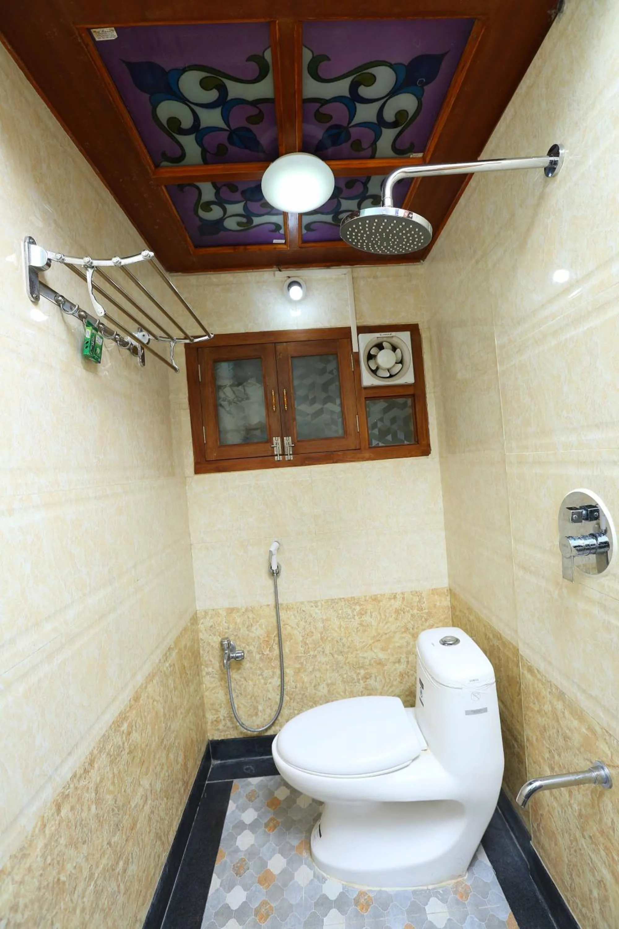 Hotel Shri Swarna's Palace - A Business Class Hotel