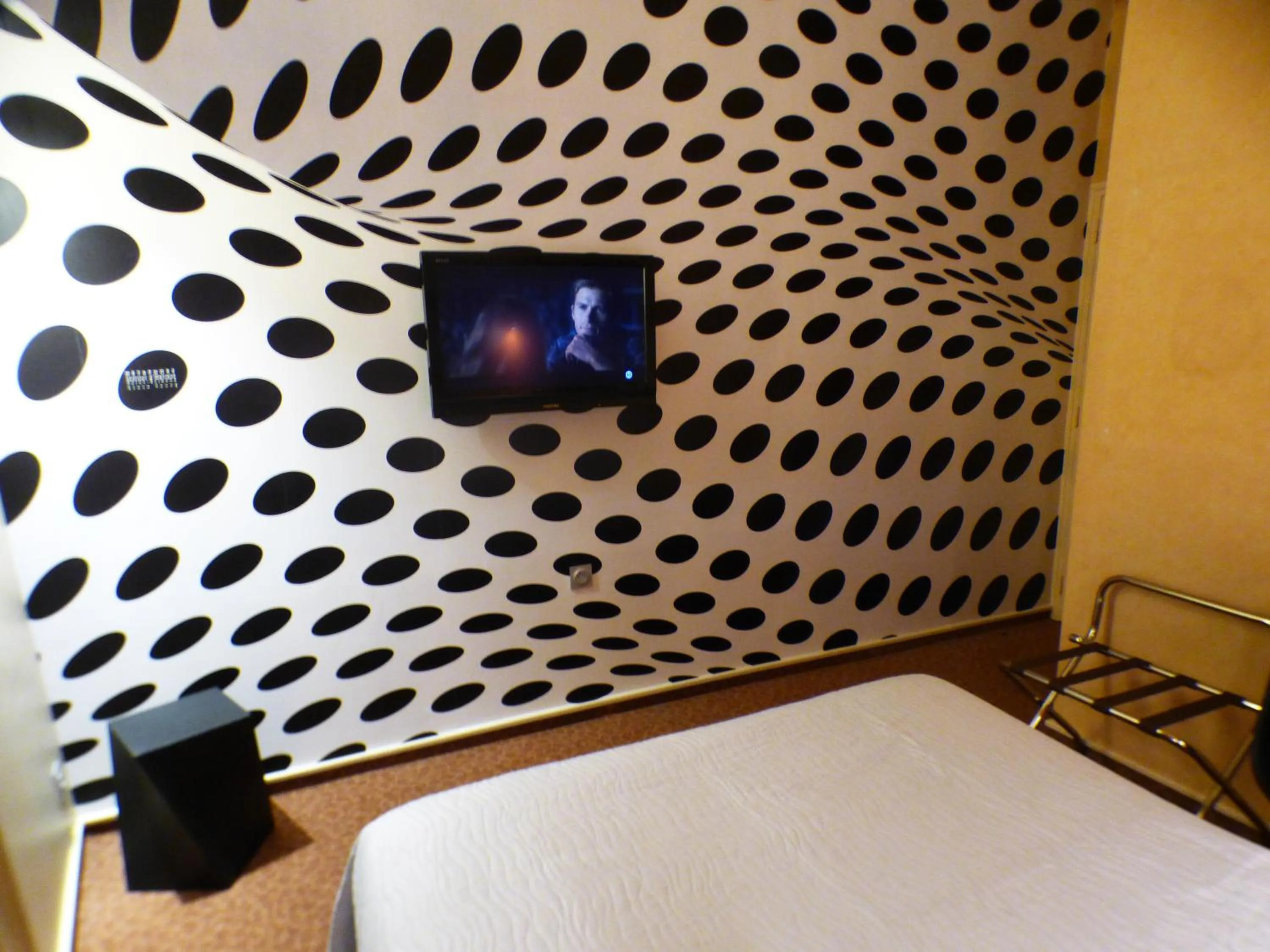 Photo of the whole room, Bed in Terminus du Forez Saint-Etienne Centre Gare Chateaucreux