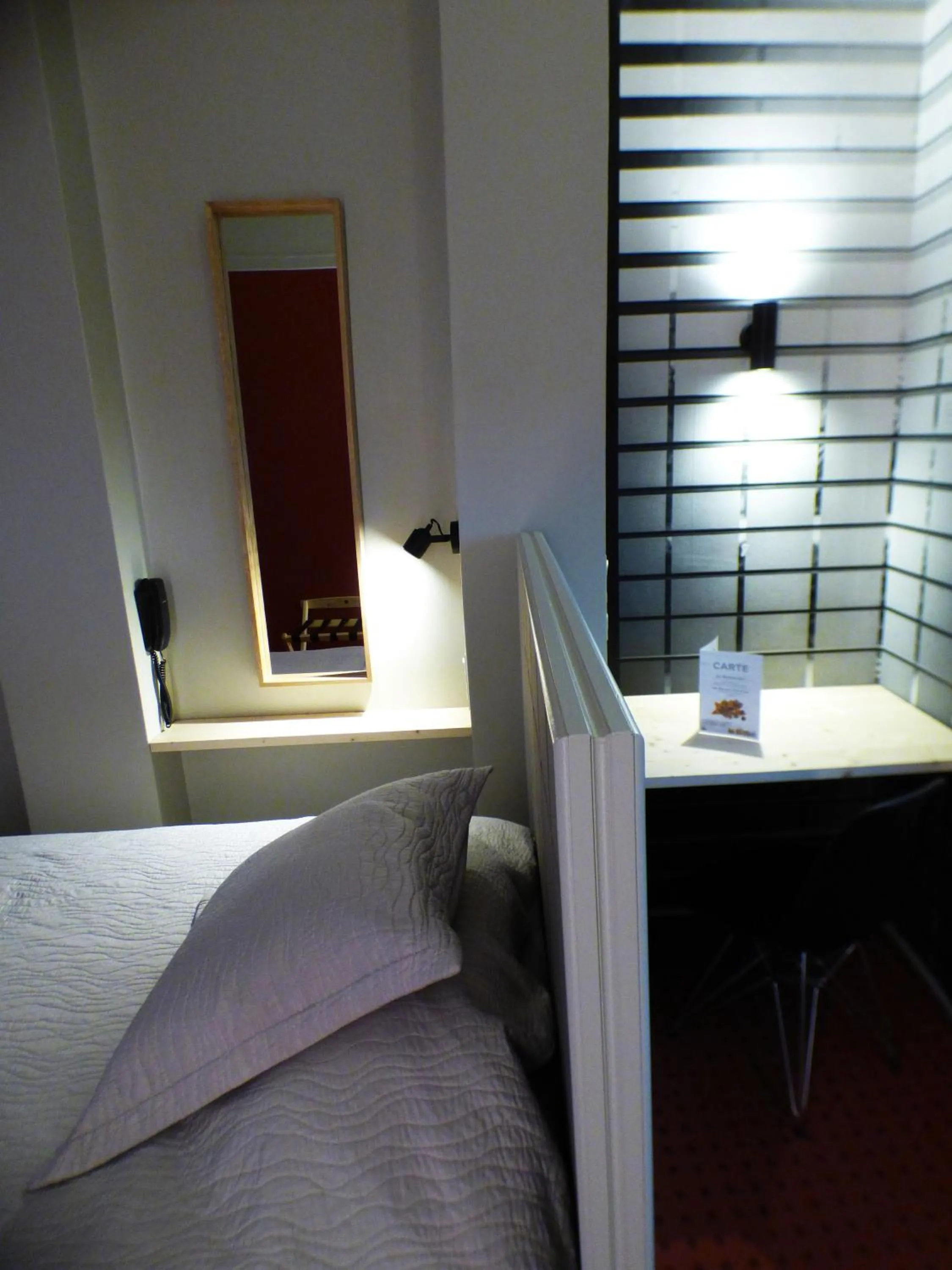 Bedroom, Bed in Terminus du Forez Saint-Etienne Centre Gare Chateaucreux