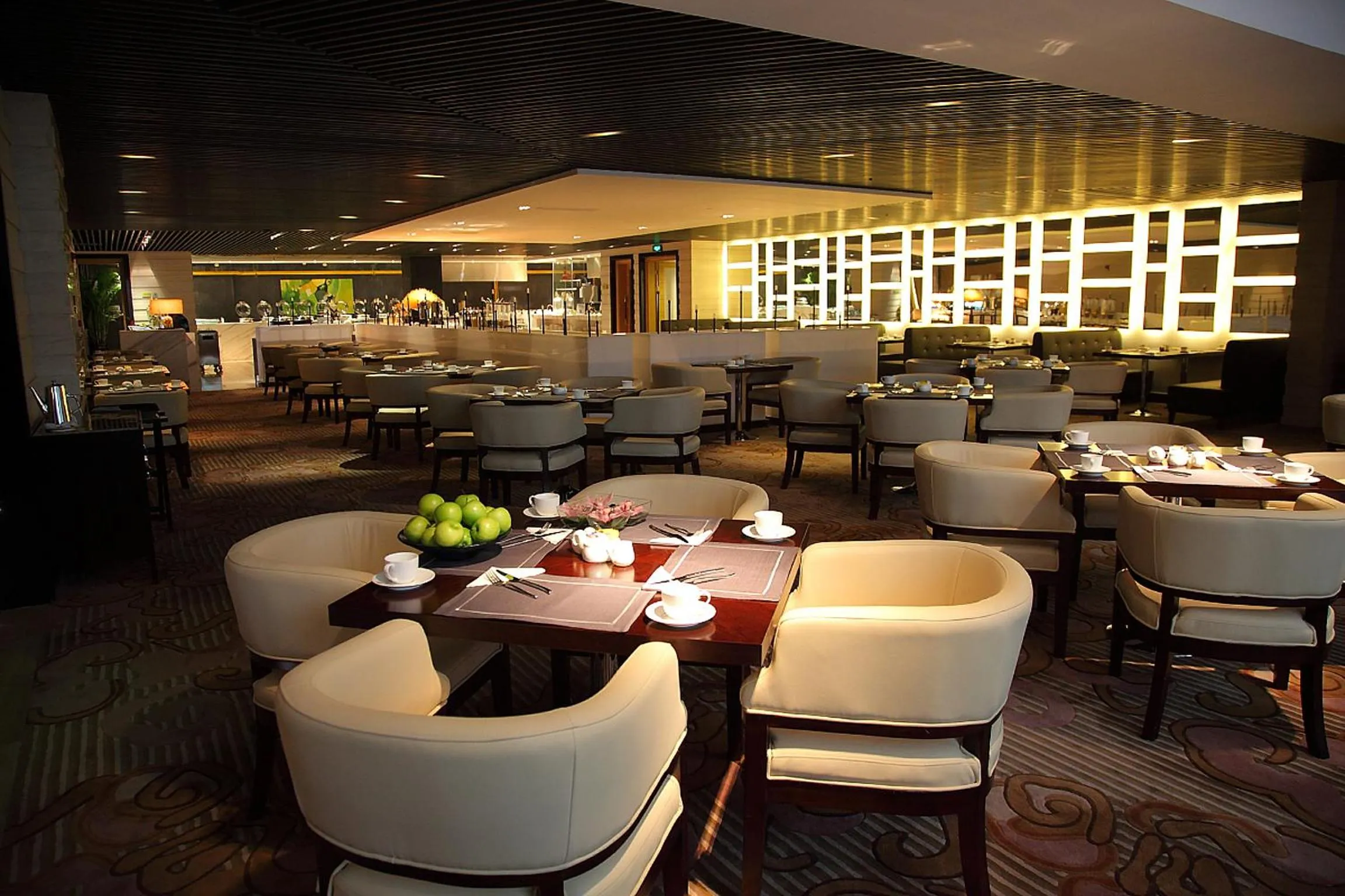 Restaurant/places to eat in Air China Hongqiao Airport Hotel - Air China BoYue Hotel