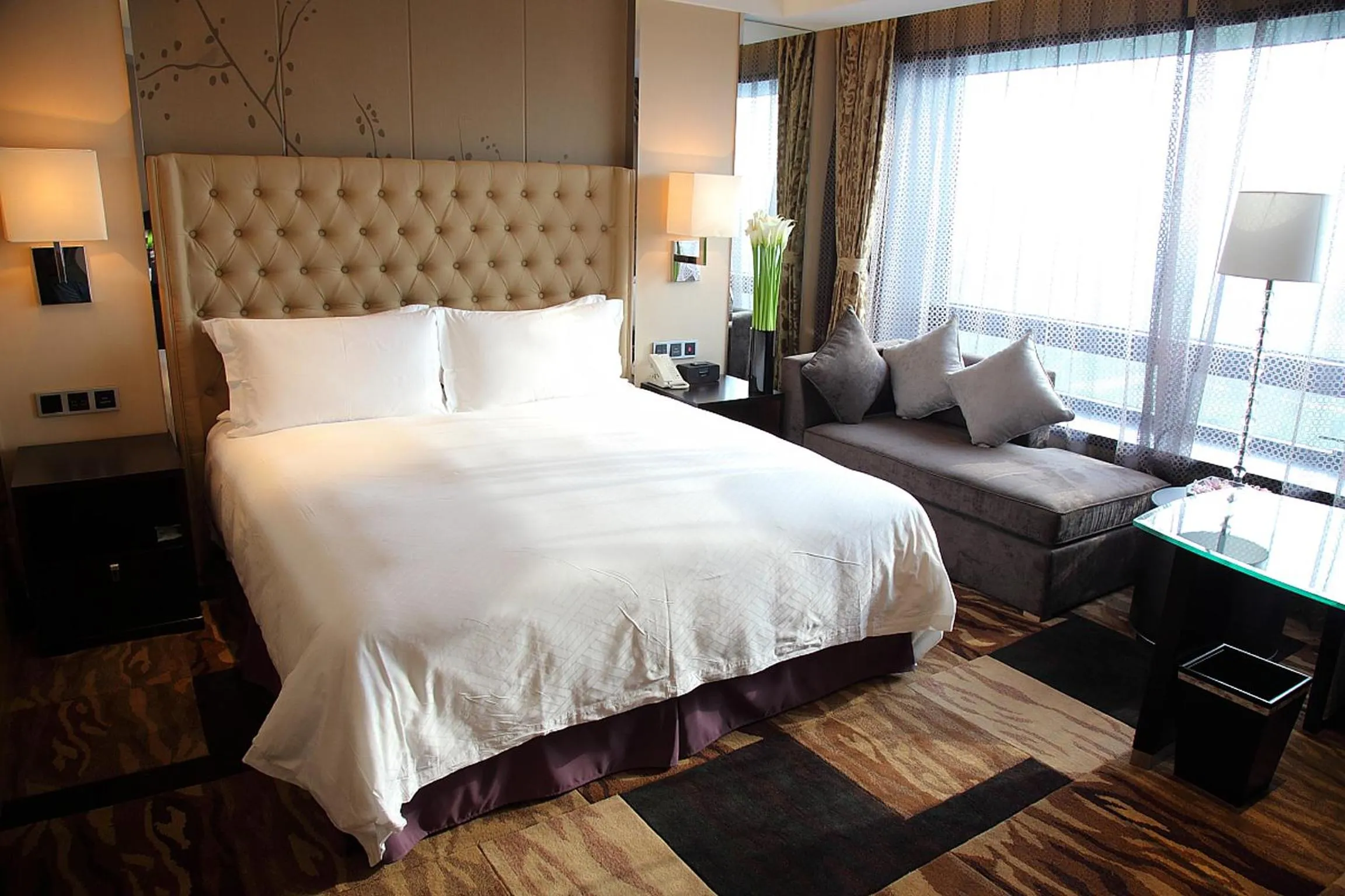 Bed in Air China Hongqiao Airport Hotel - Air China BoYue Hotel
