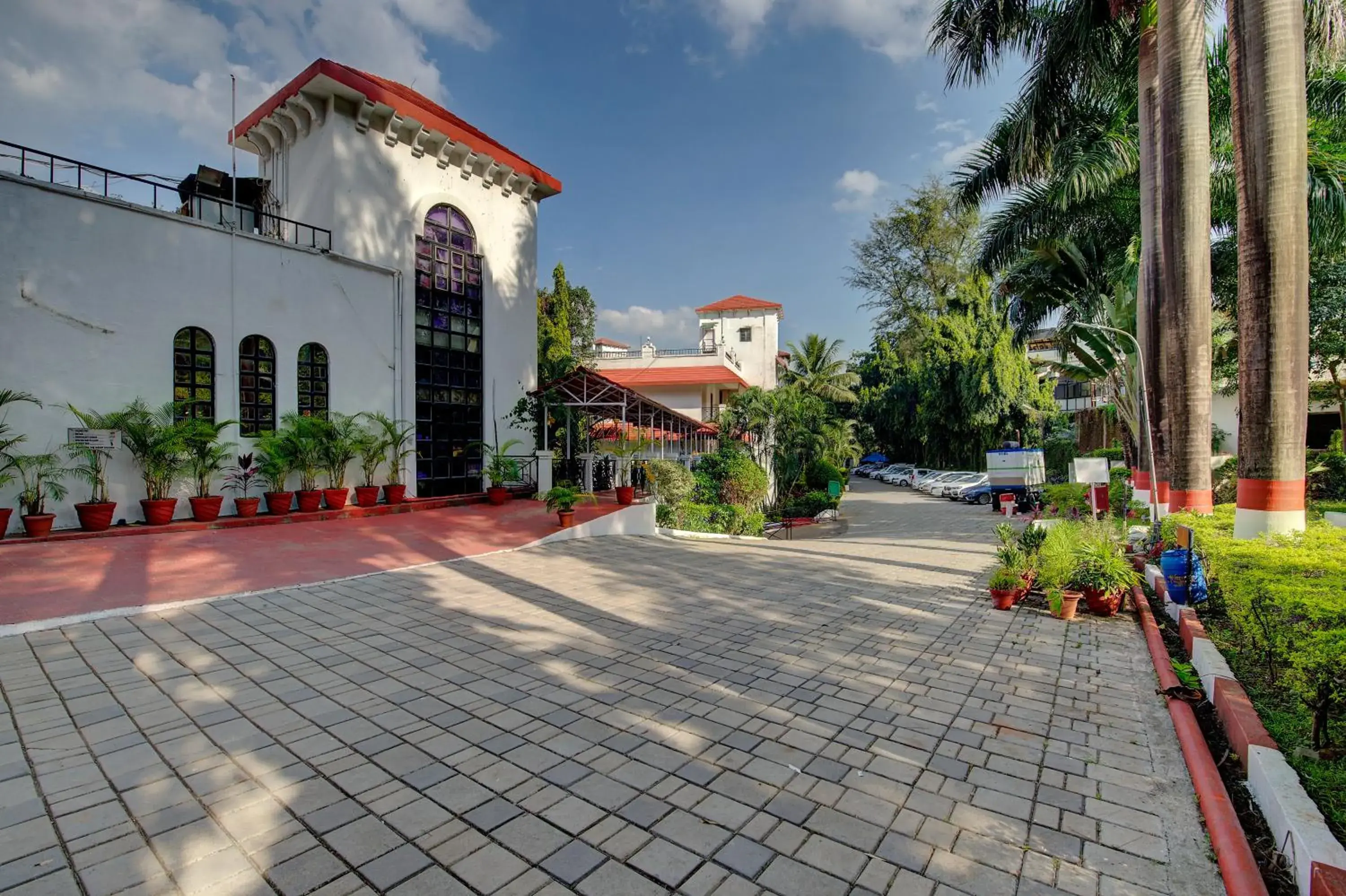 Property building in Khanvel Resort Property building in Khanvel Resort