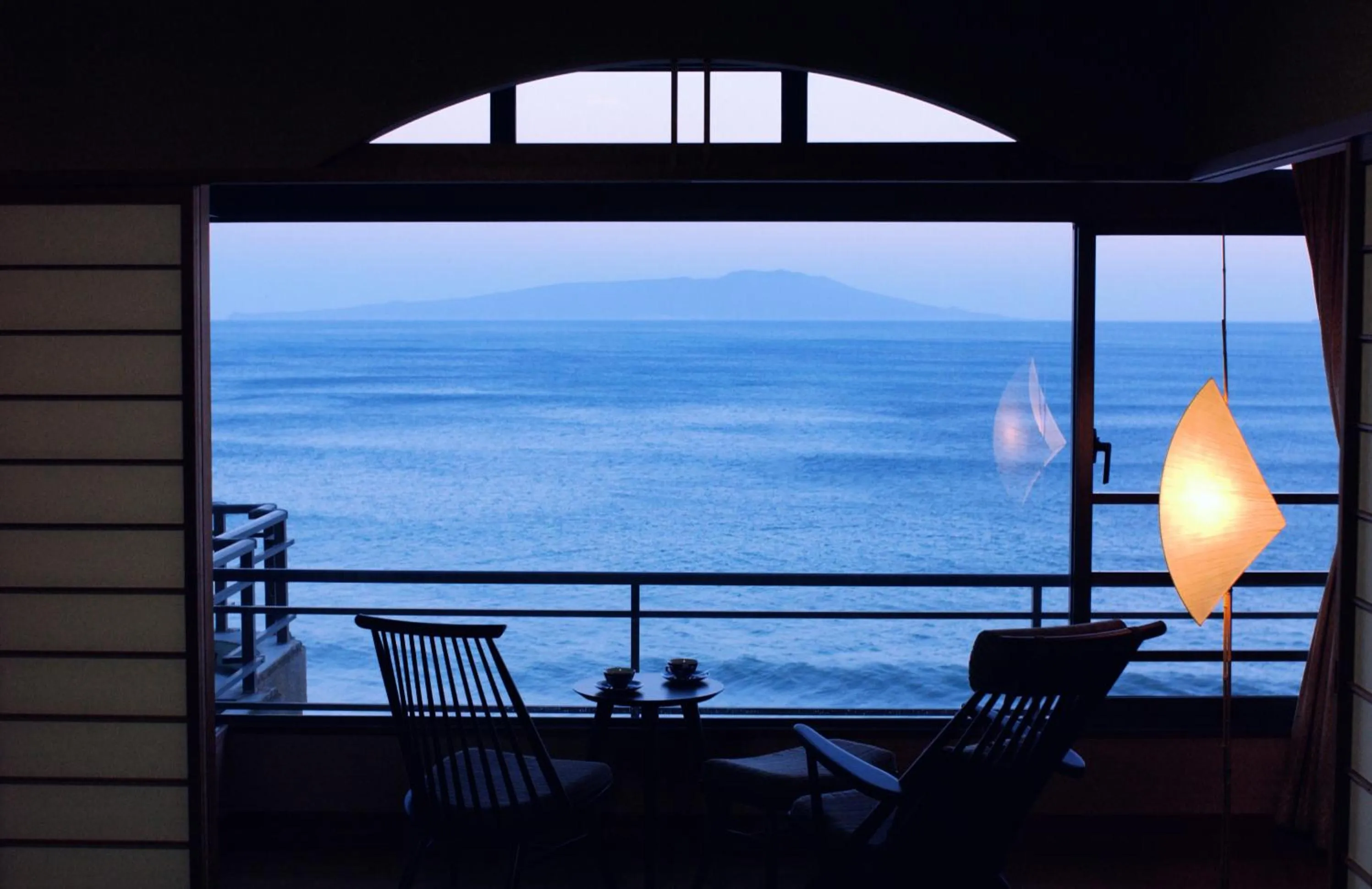 Photo of the whole room in Atagawakan