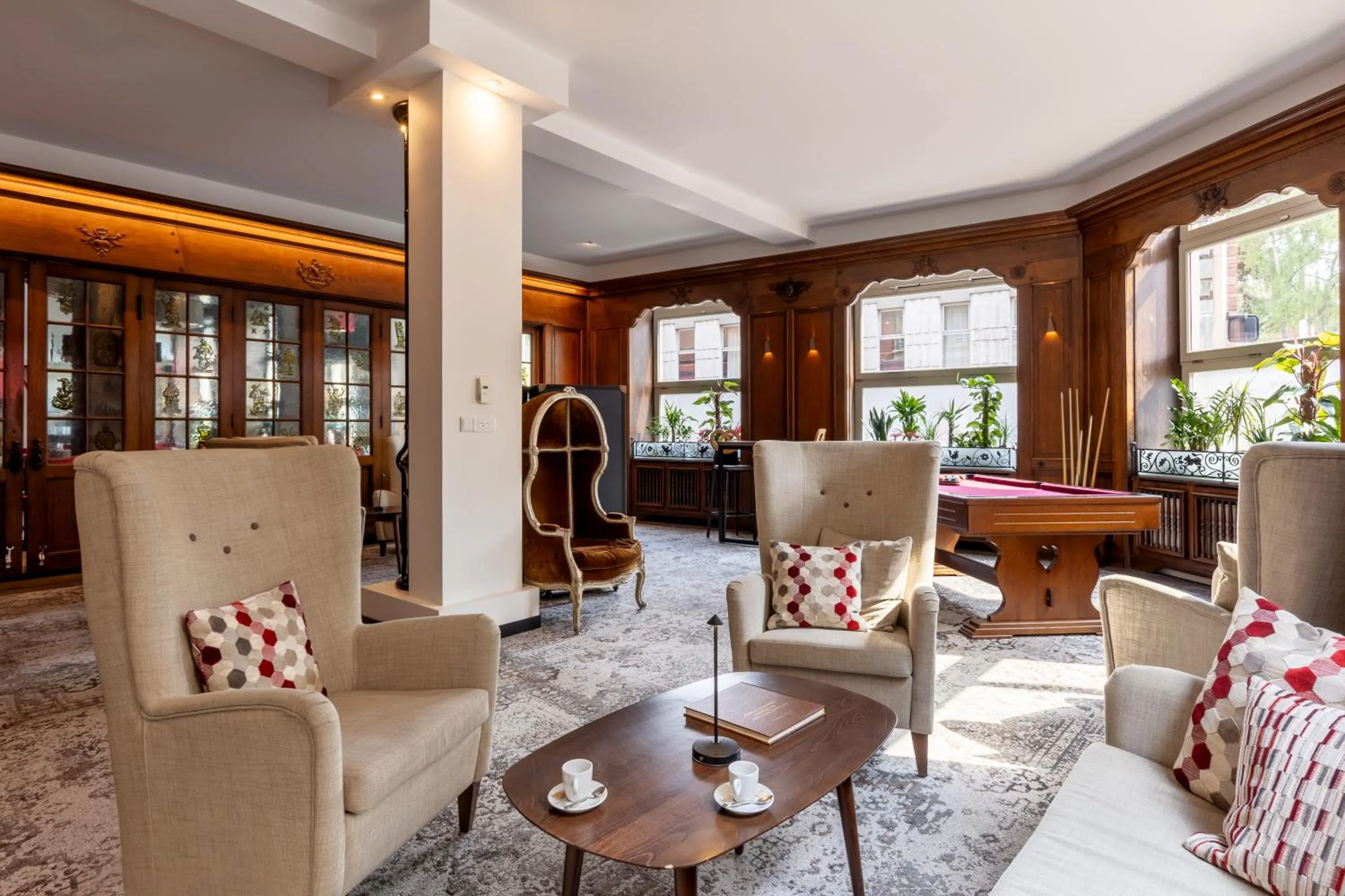 Living room in Best Western Plus Monopole Métropole