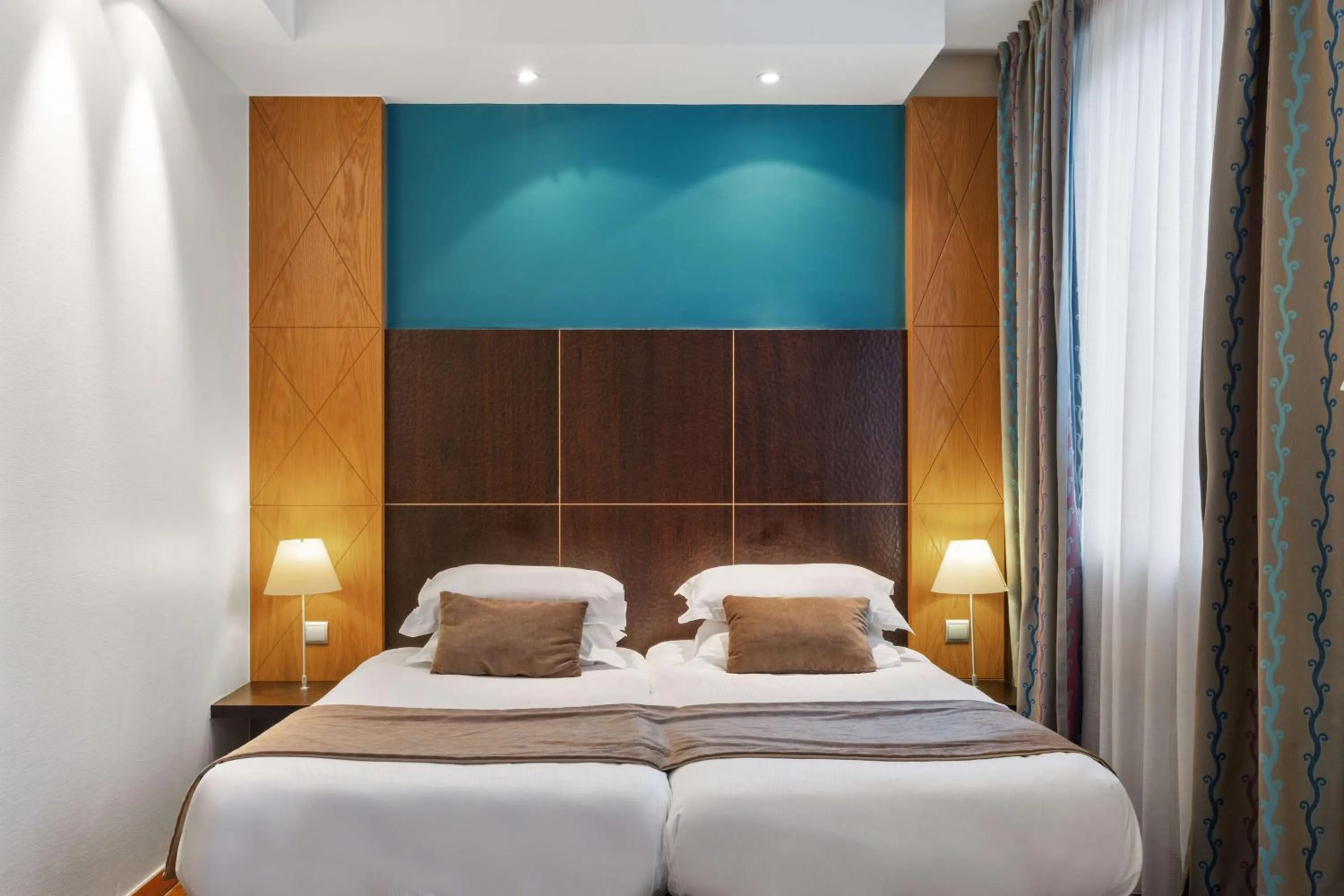 Photo of the whole room, Bed in Best Western Plus Monopole Métropole