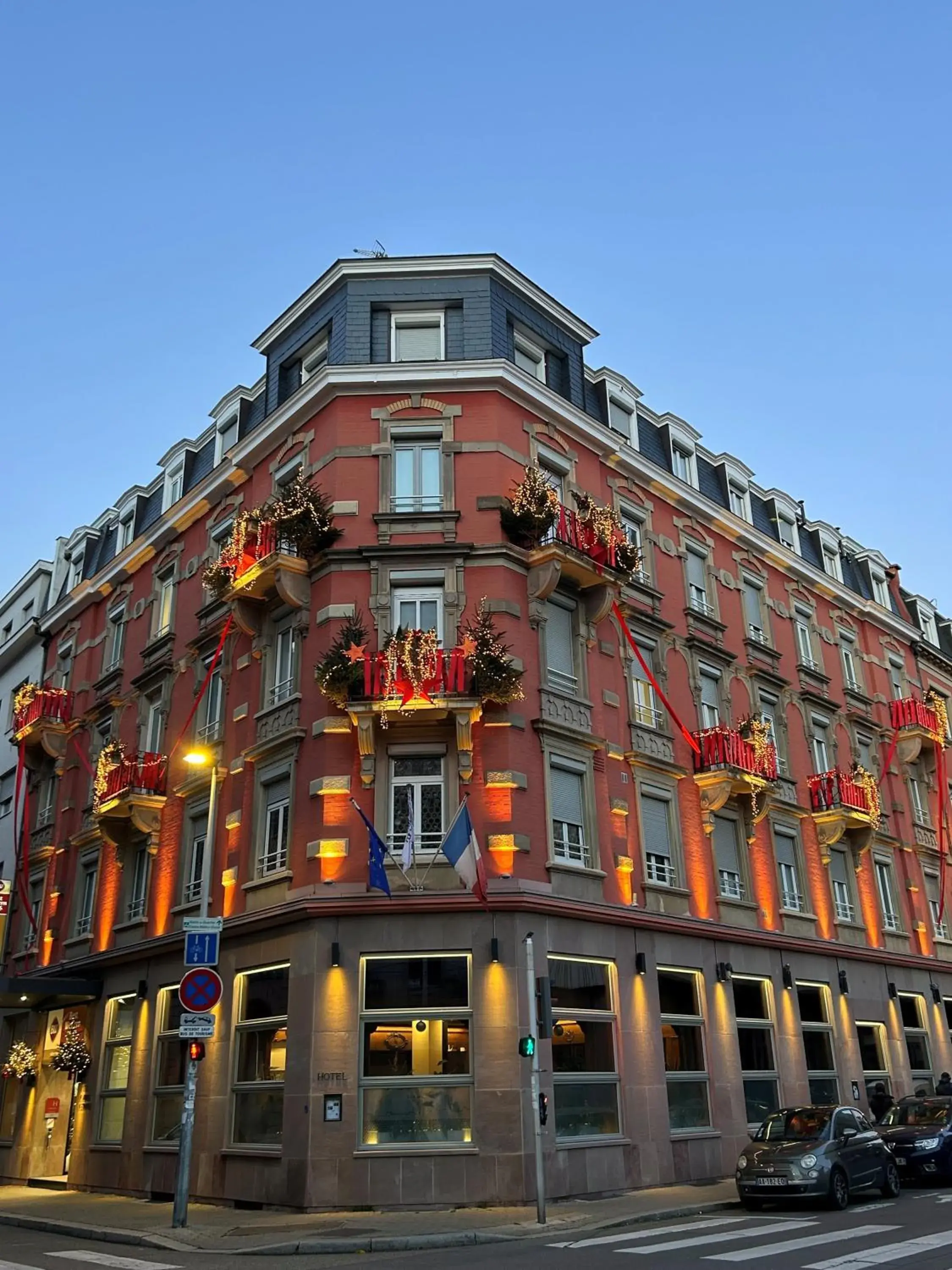 Facade/entrance in Best Western Plus Monopole Métropole Facade/entrance in Best Western Plus Monopole Métropole