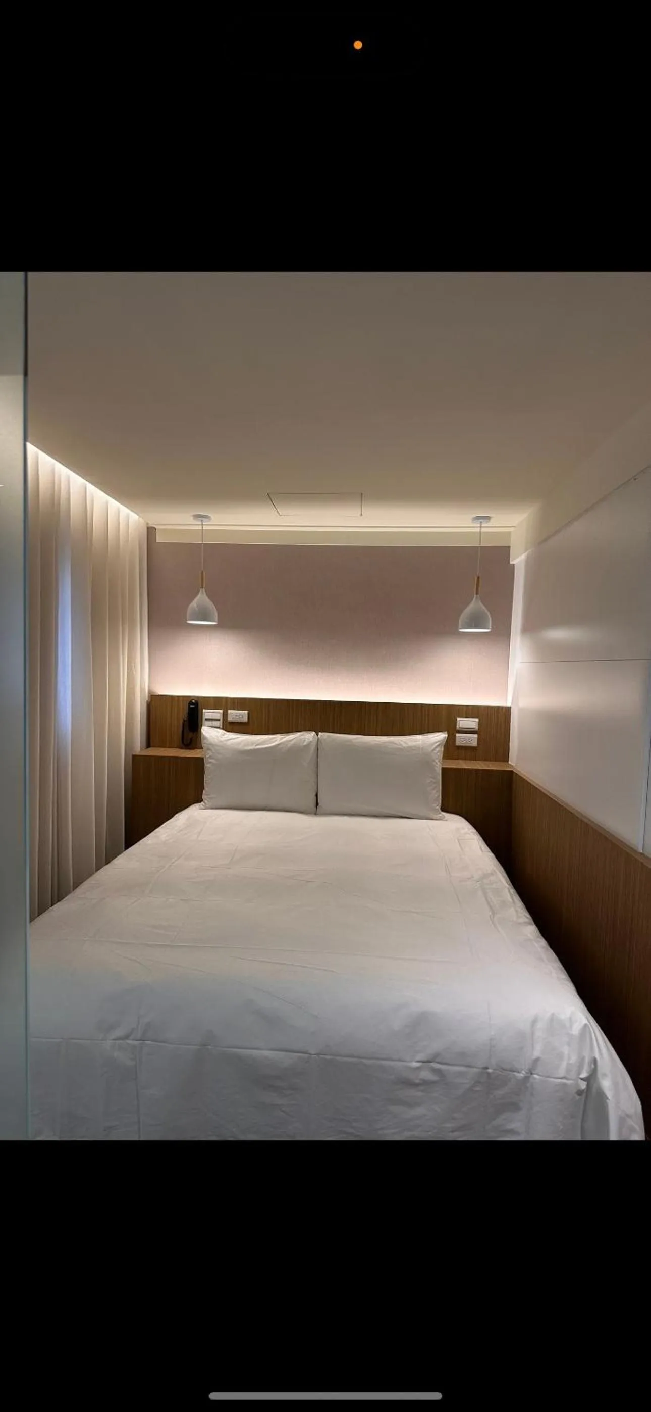 Photo of the whole room, Bed in Red Residence Hotel