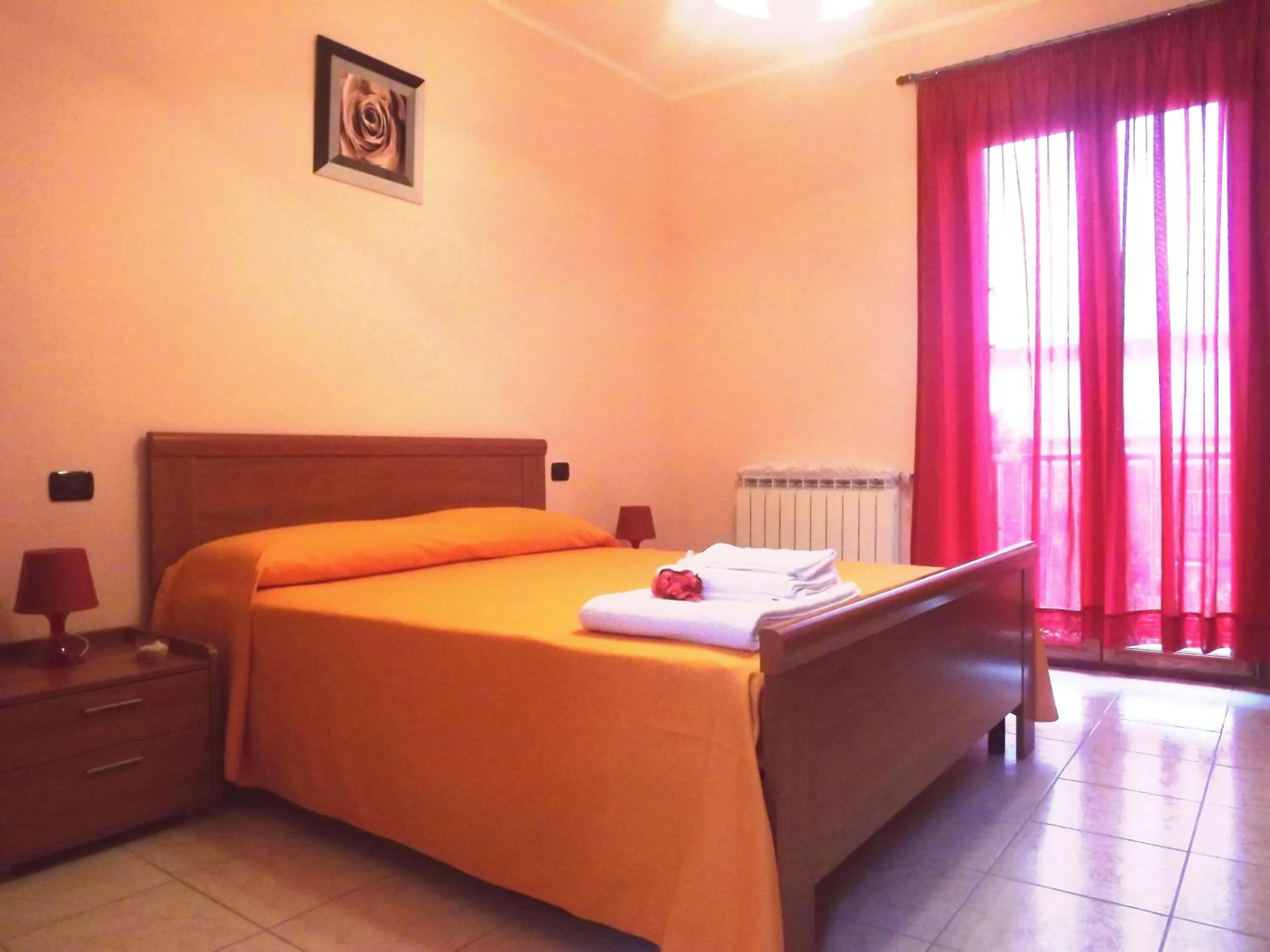 Photo of the whole room, Bed in Affittacamere Pone