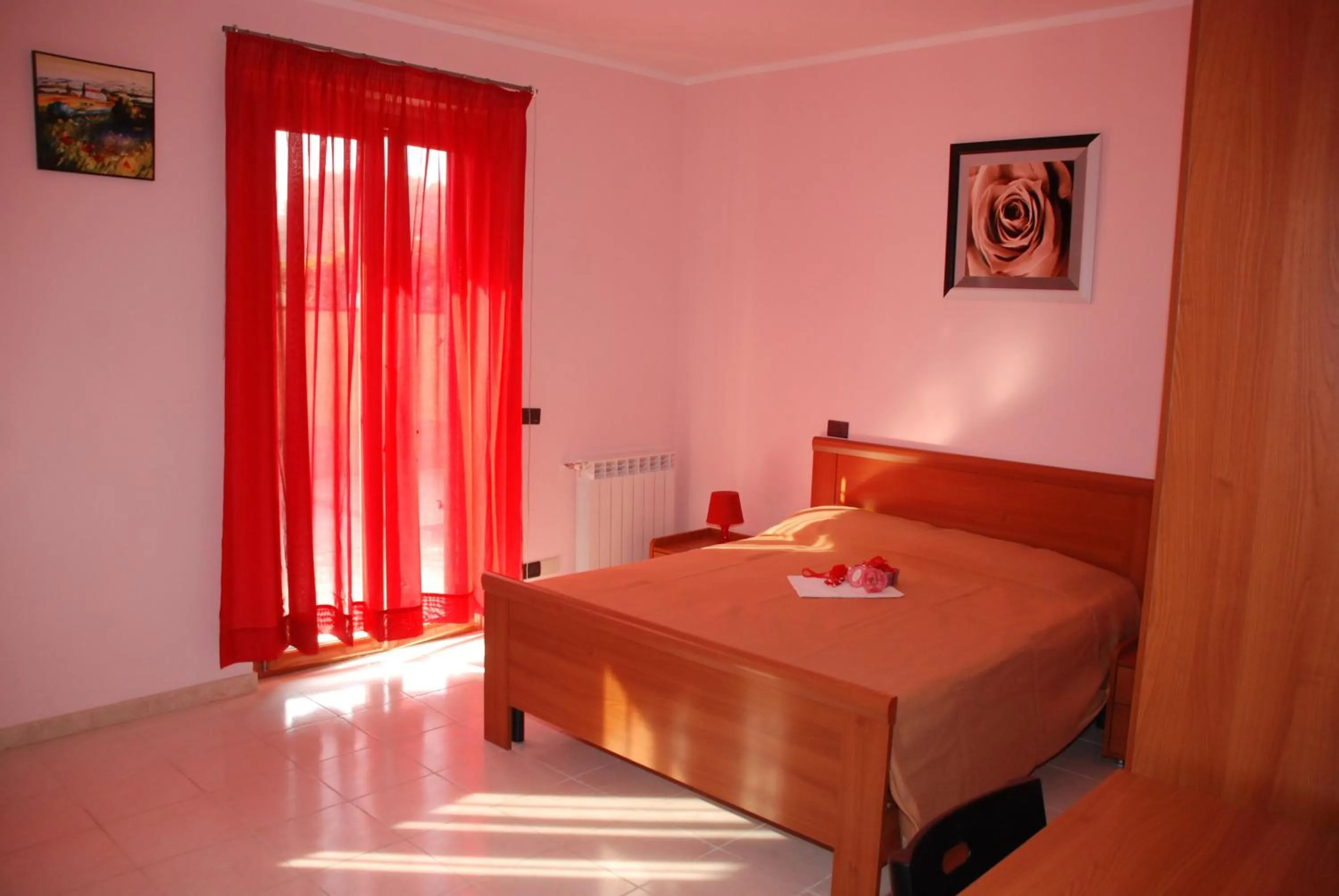 Photo of the whole room, Bed in Affittacamere Pone