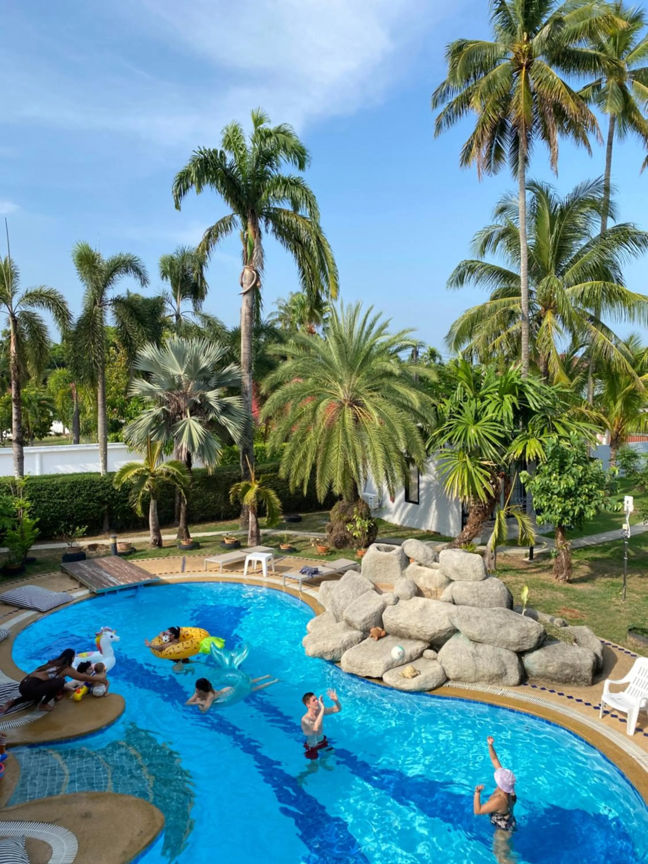 Swimming pool in Coconut Wells Phuket