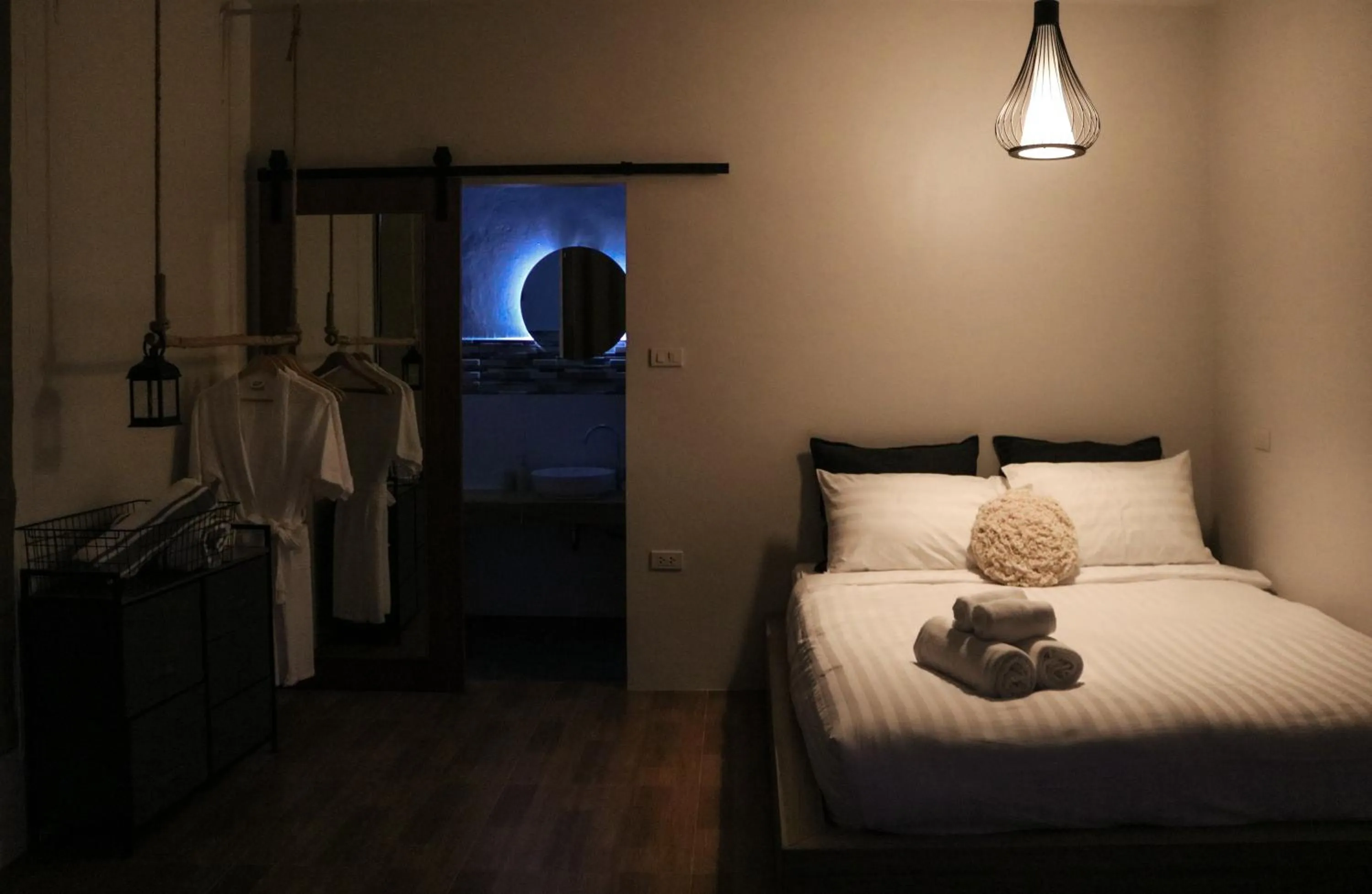 Bedroom, Bed in Coconut Wells Phuket