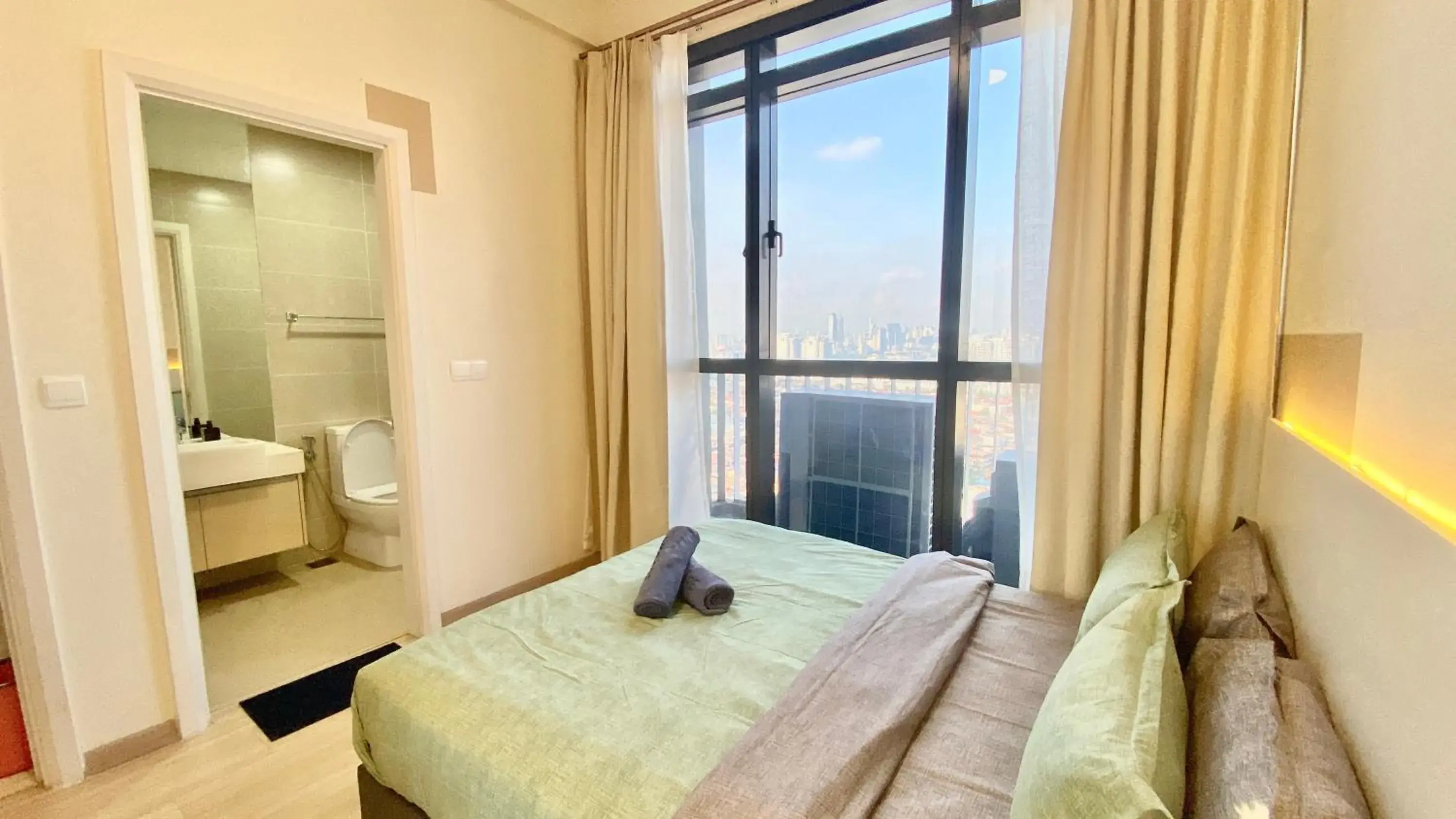 Four-Bedroom Apartment in The Mirth Icon City Petaling Jaya Four-Bedroom Apartment in The Mirth Icon City Petaling Jaya