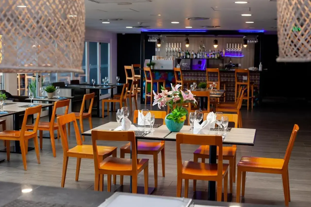 Restaurant/places to eat in ONOMO Hotel Maputo Restaurant/places to eat in ONOMO Hotel Maputo
