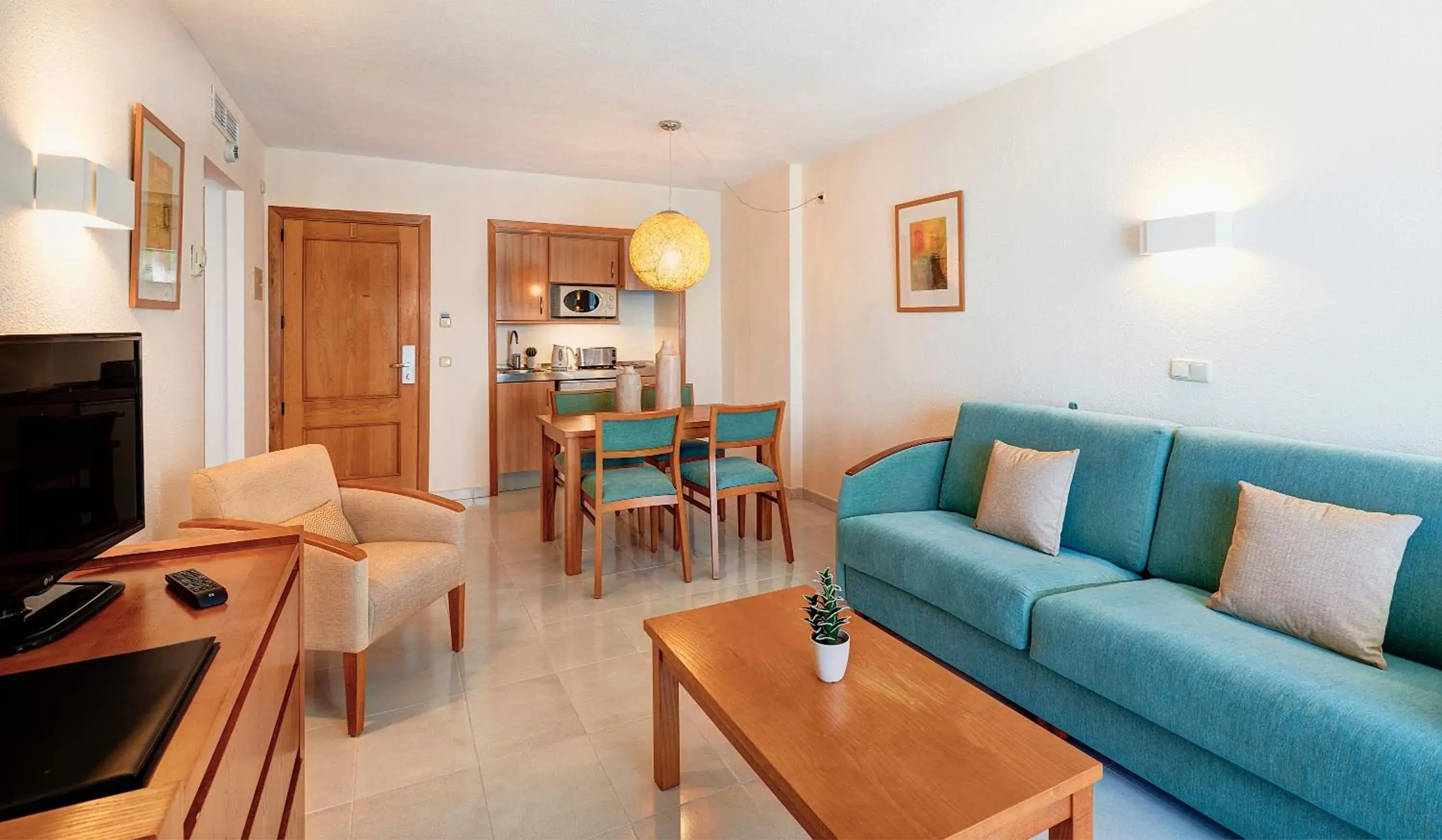 One-Bedroom Apartment in Hipotels Coma Gran One-Bedroom Apartment in Hipotels Coma Gran