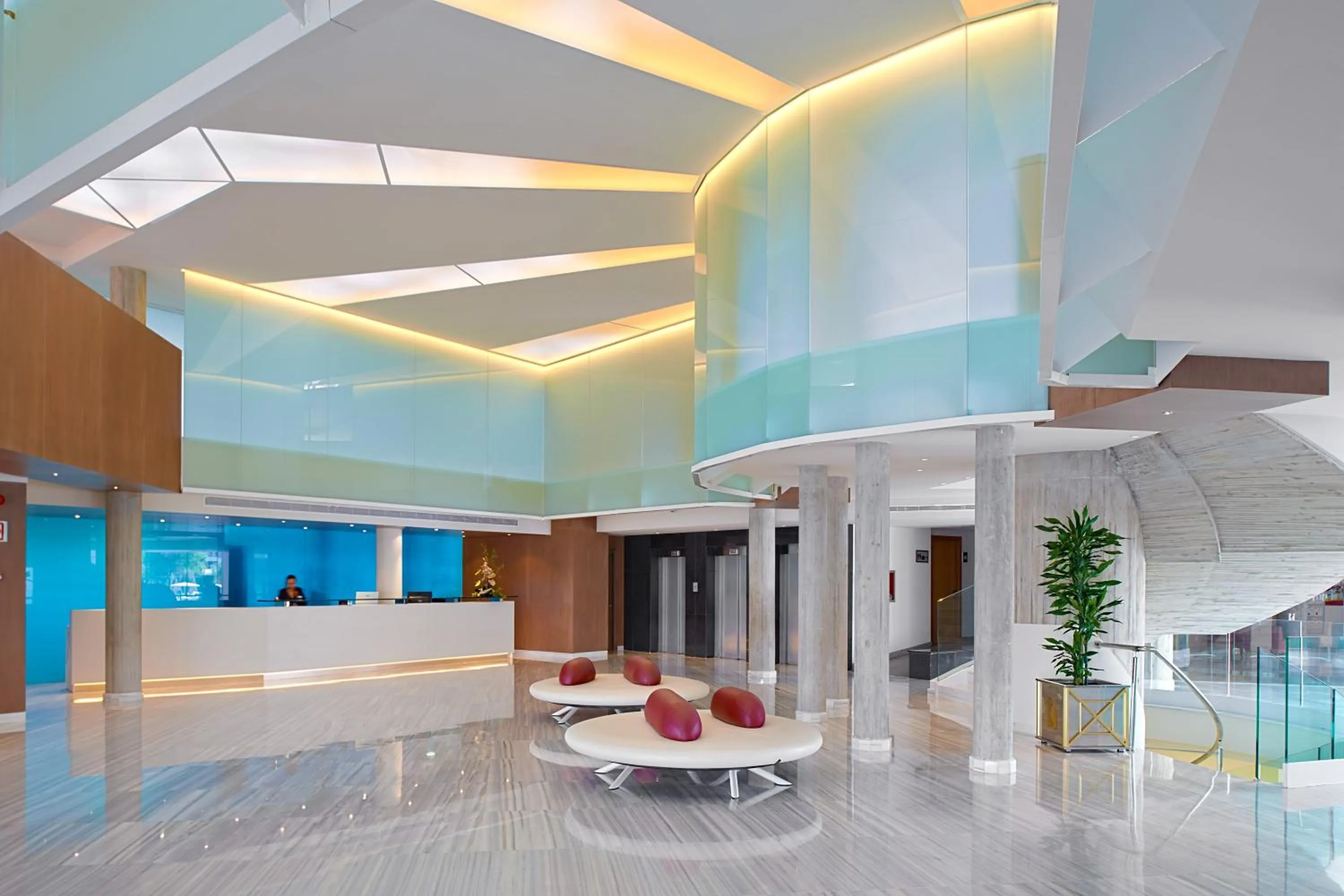 Lobby or reception in Hipotels Coma Gran