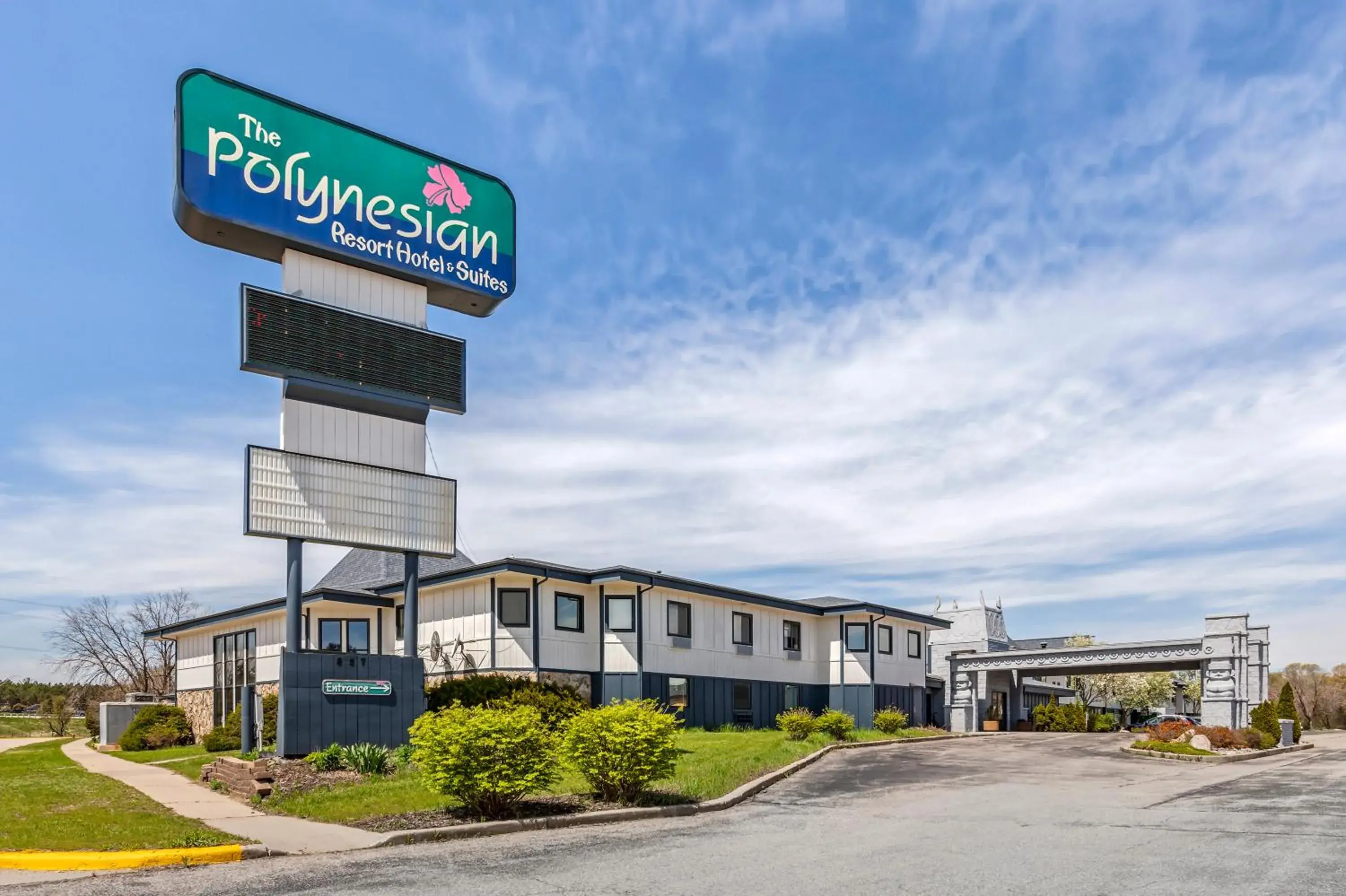 Property building in Polynesian Hotel & Suites Property building in Polynesian Hotel & Suites