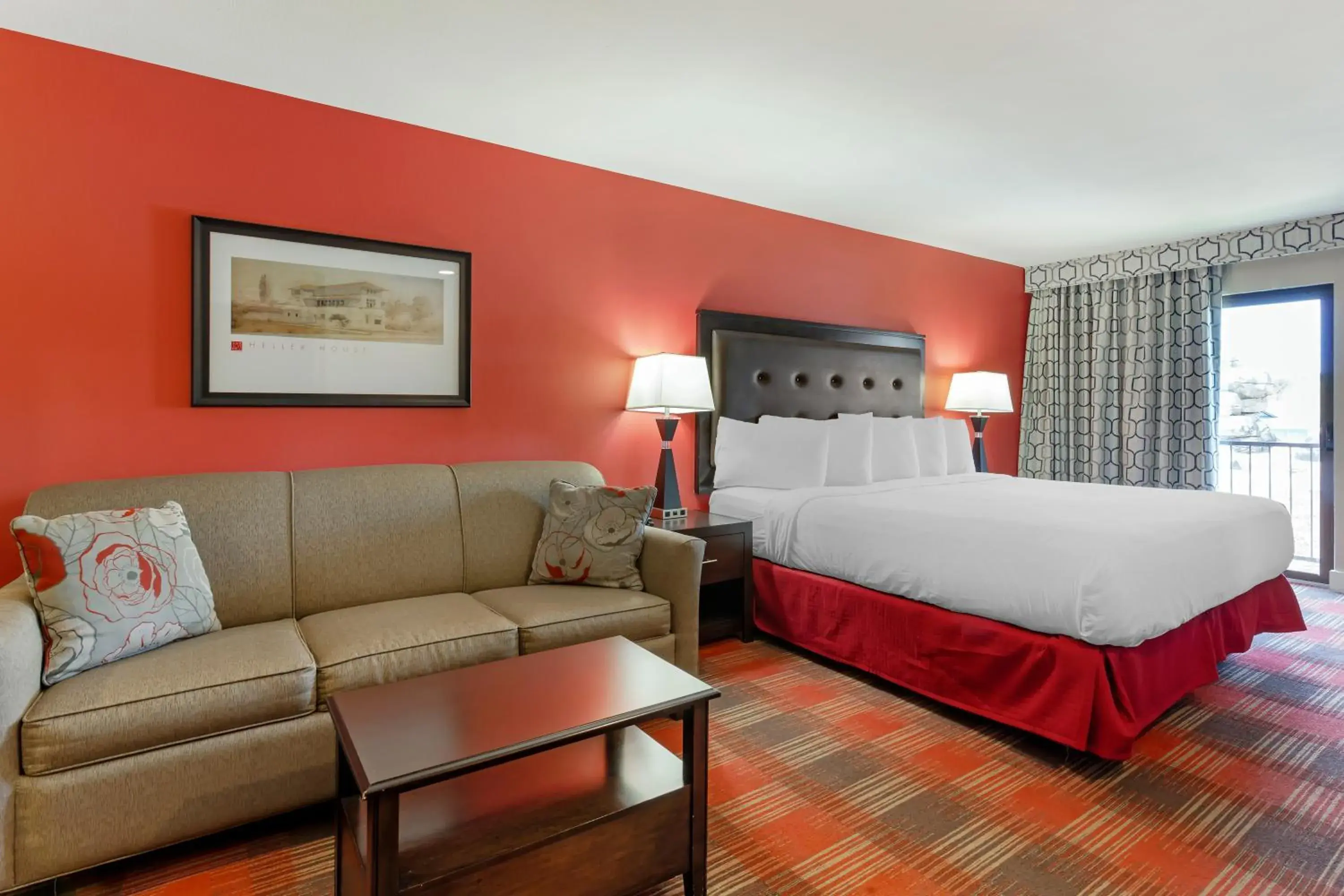 Bed in Polynesian Hotel & Suites Bed in Polynesian Hotel & Suites