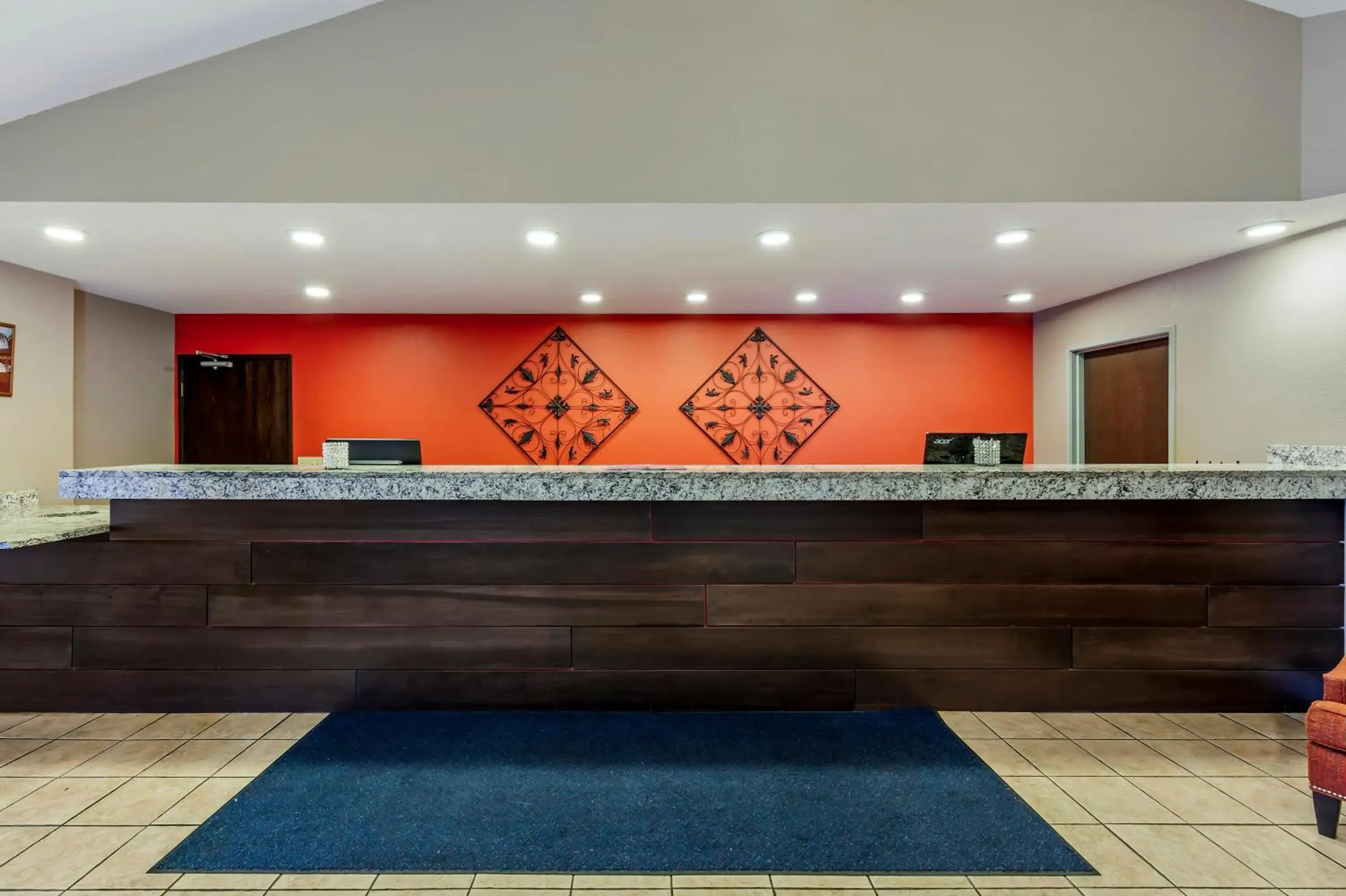 Lobby or reception in Polynesian Hotel & Suites Lobby or reception in Polynesian Hotel & Suites