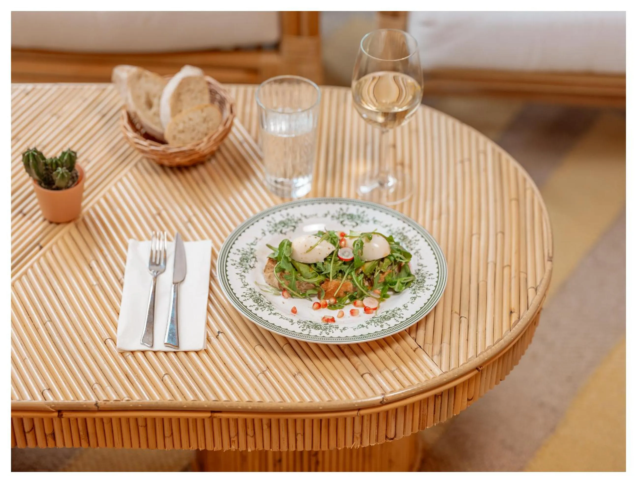 Food and drinks in Nice Pam Hotel