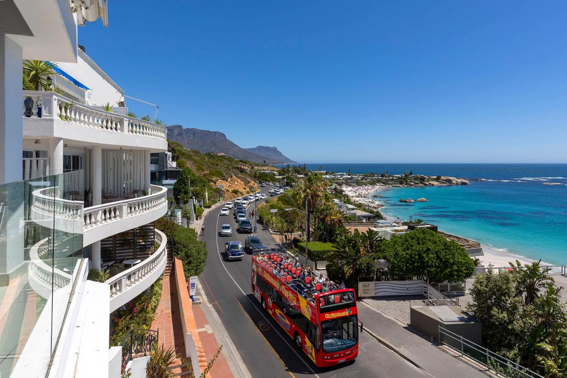 Clifton YOLO Spaces - Clifton Beachfront Penthouse
