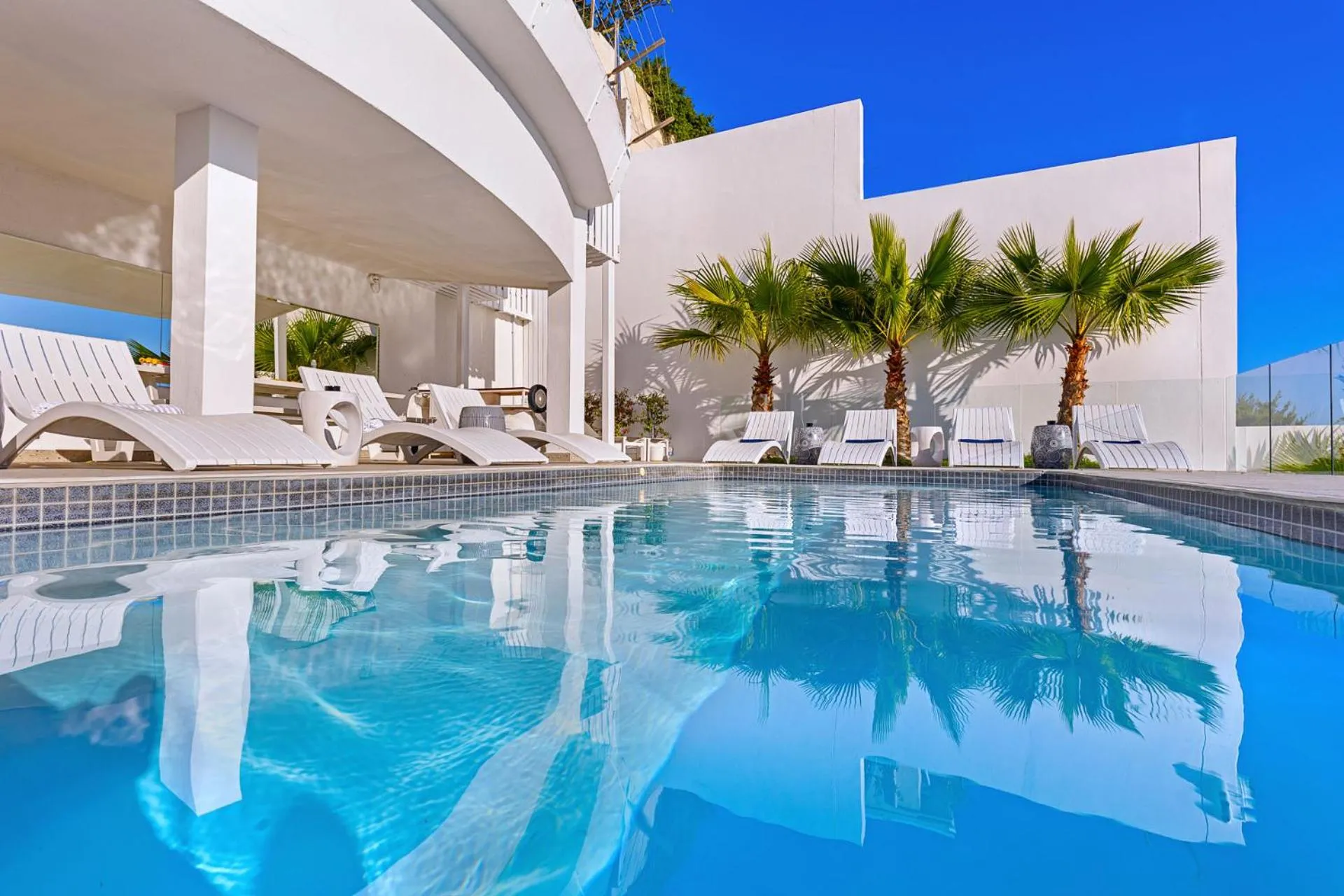Clifton YOLO Spaces - Clifton Beachfront Penthouse