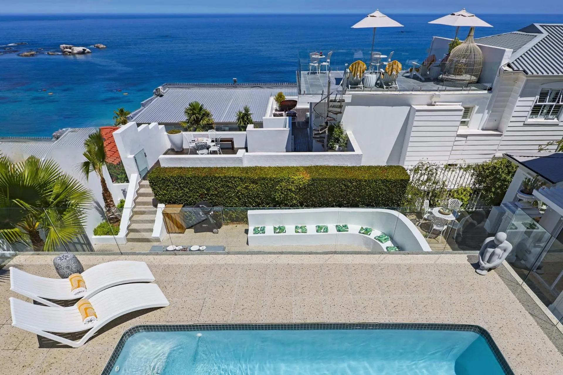 Clifton YOLO Spaces - Clifton Beachfront Penthouse