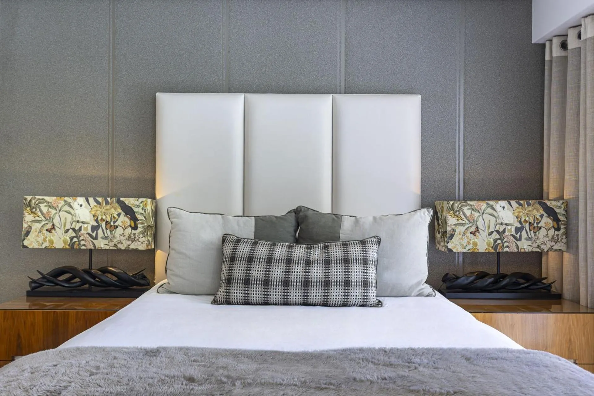 Bed in Clifton YOLO Spaces - Clifton Beachfront Penthouse