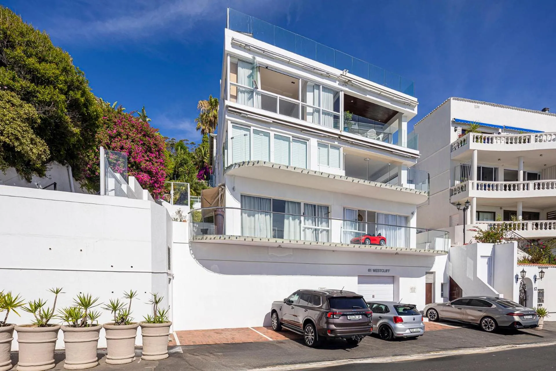 Clifton YOLO Spaces - Clifton Beachfront Penthouse