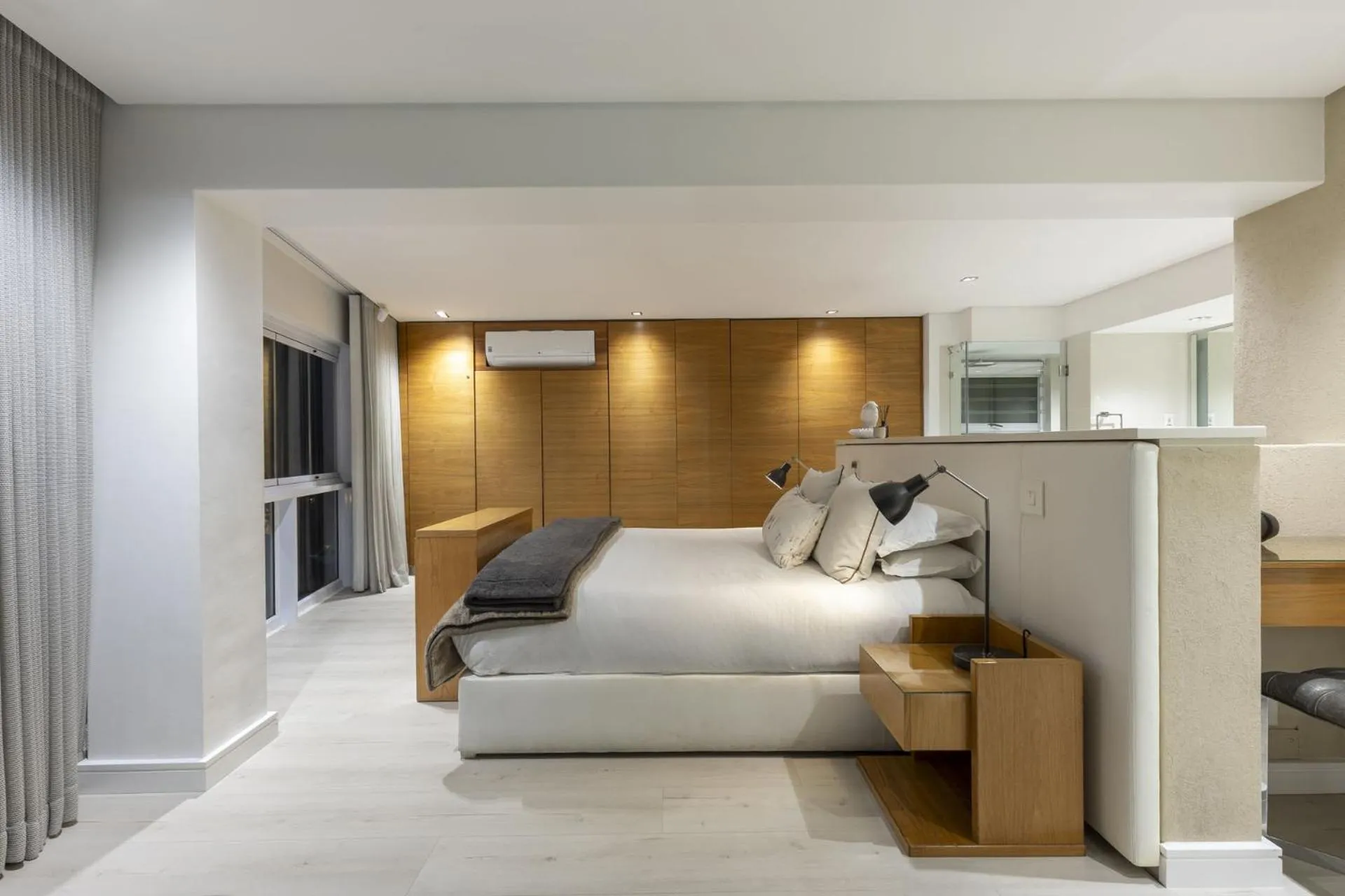 Bed in Clifton YOLO Spaces - Clifton Beachfront Penthouse
