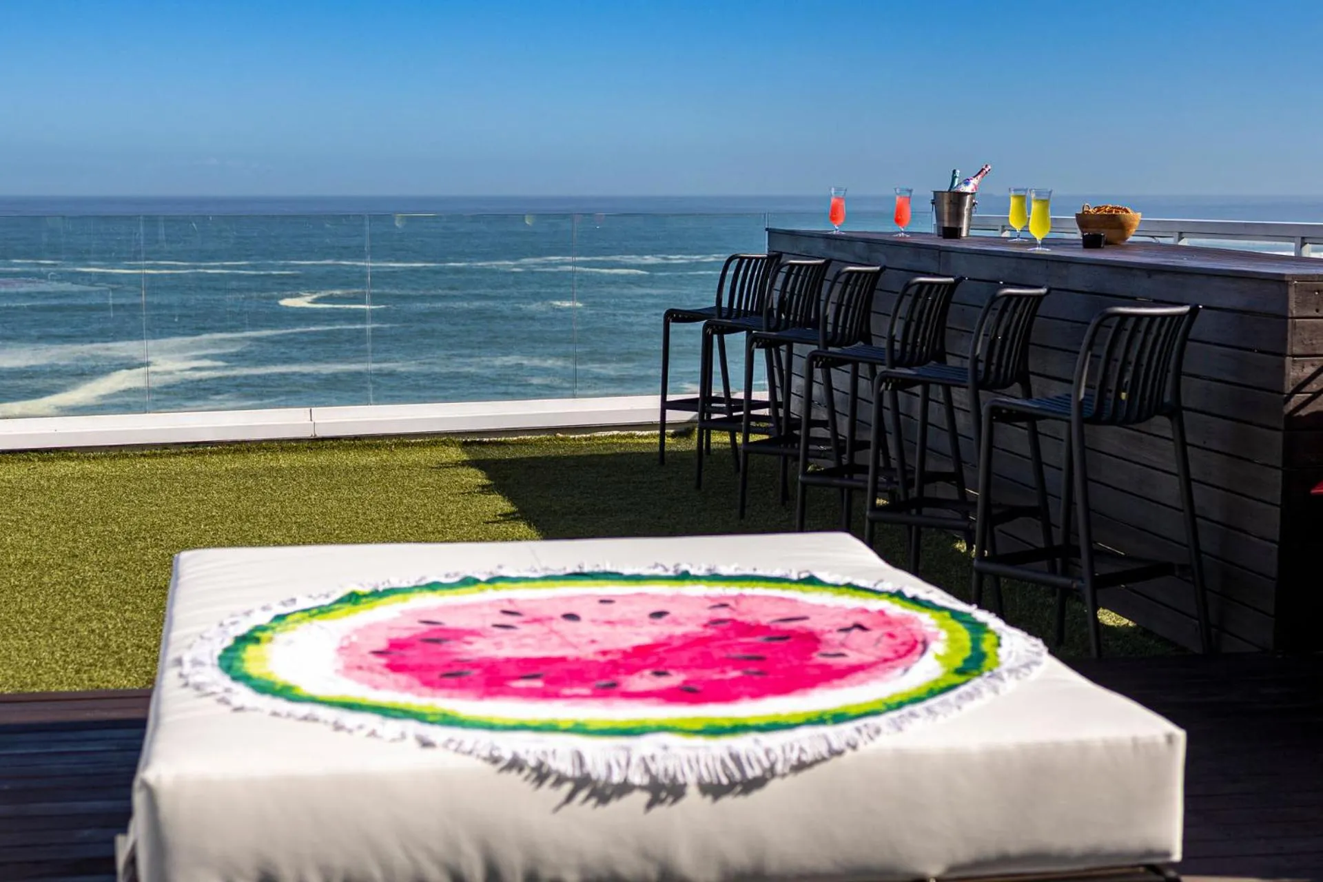 Clifton YOLO Spaces - Clifton Beachfront Penthouse