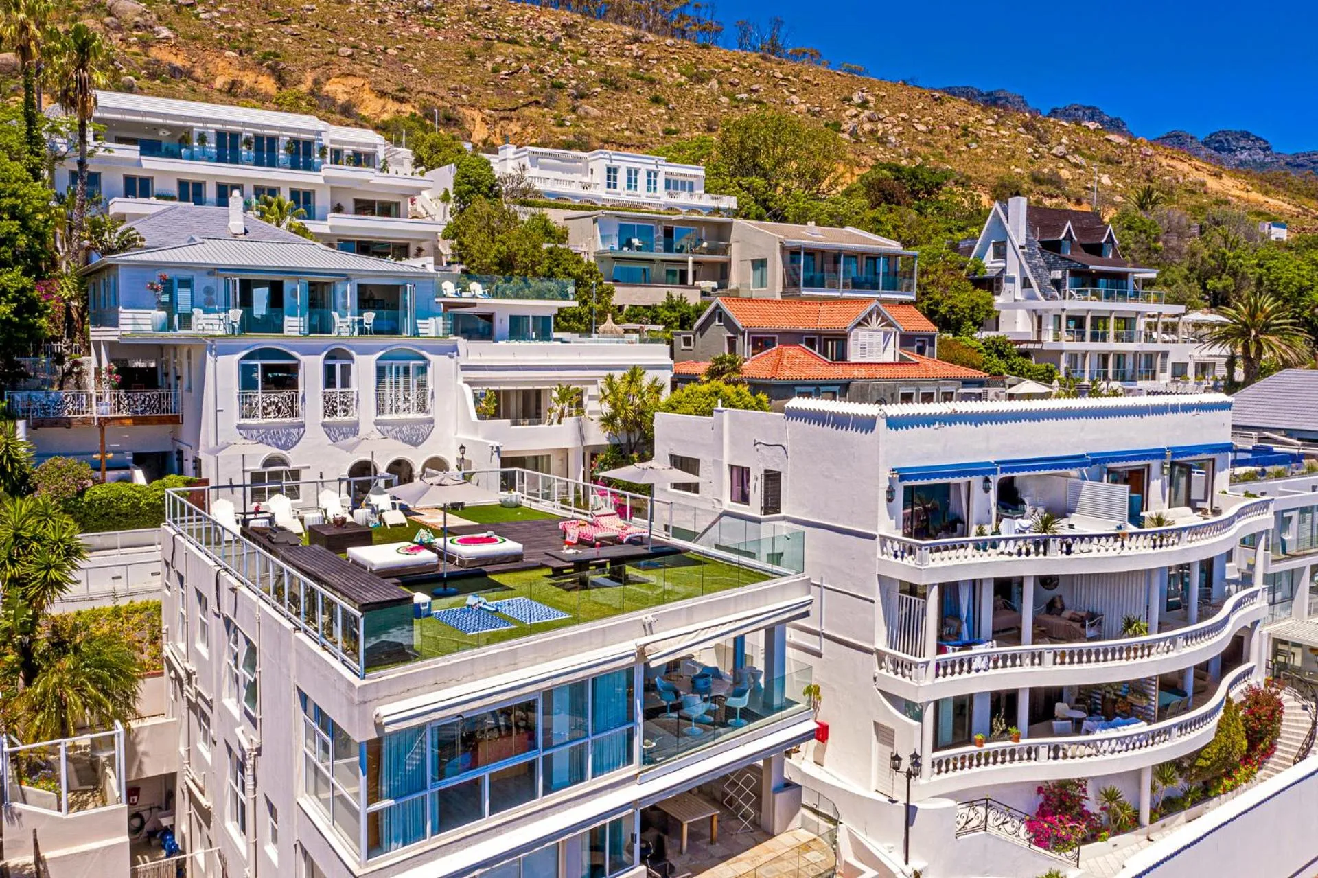 Clifton YOLO Spaces - Clifton Beachfront Penthouse