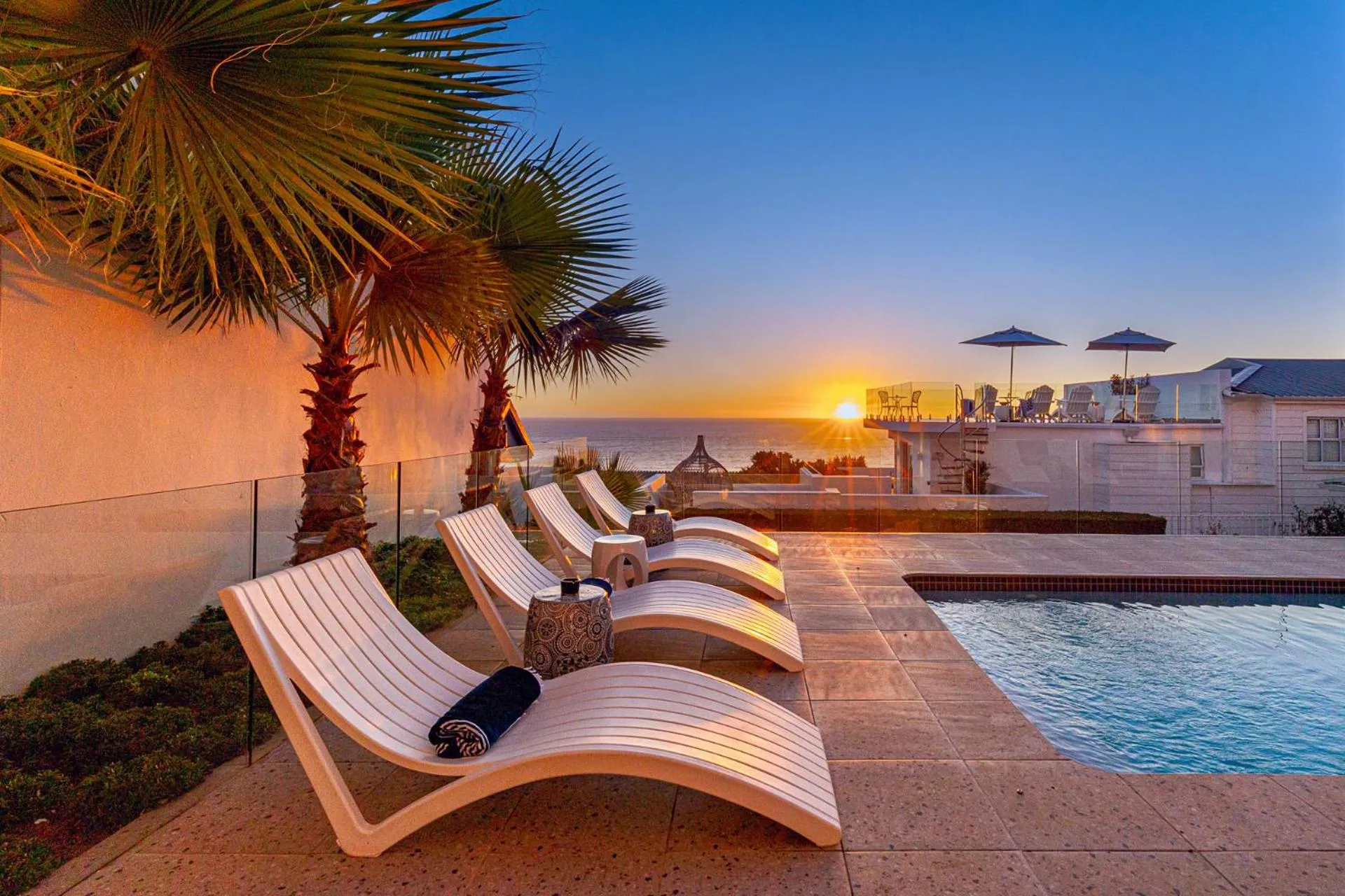 Clifton YOLO Spaces - Clifton Beachfront Penthouse