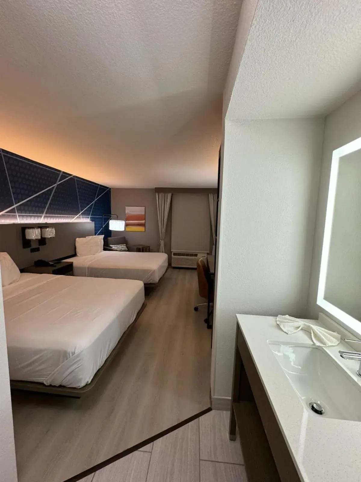 Bed in Halsted Inn and Suites Harvey - Chicago Southland Bed in Halsted Inn and Suites Harvey - Chicago Southland