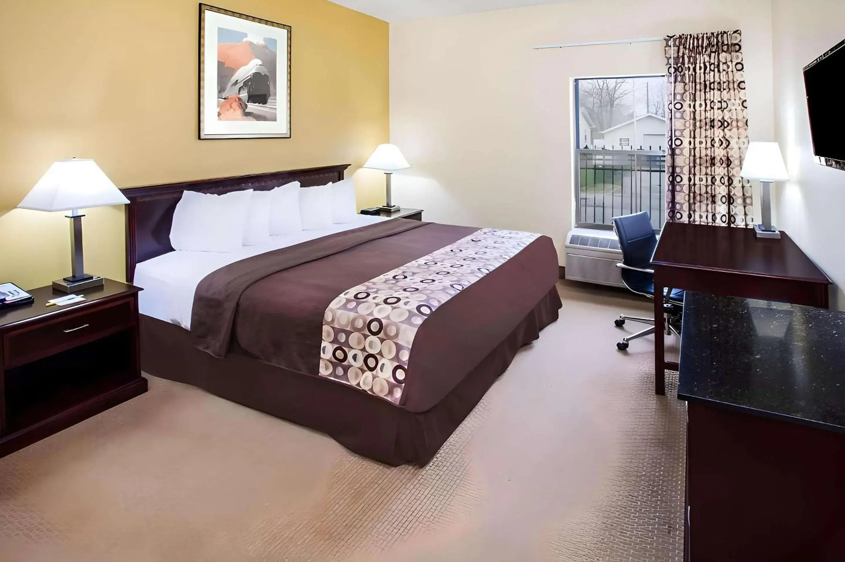 Bedroom in Halsted Inn and Suites Harvey - Chicago Southland Bedroom in Halsted Inn and Suites Harvey - Chicago Southland