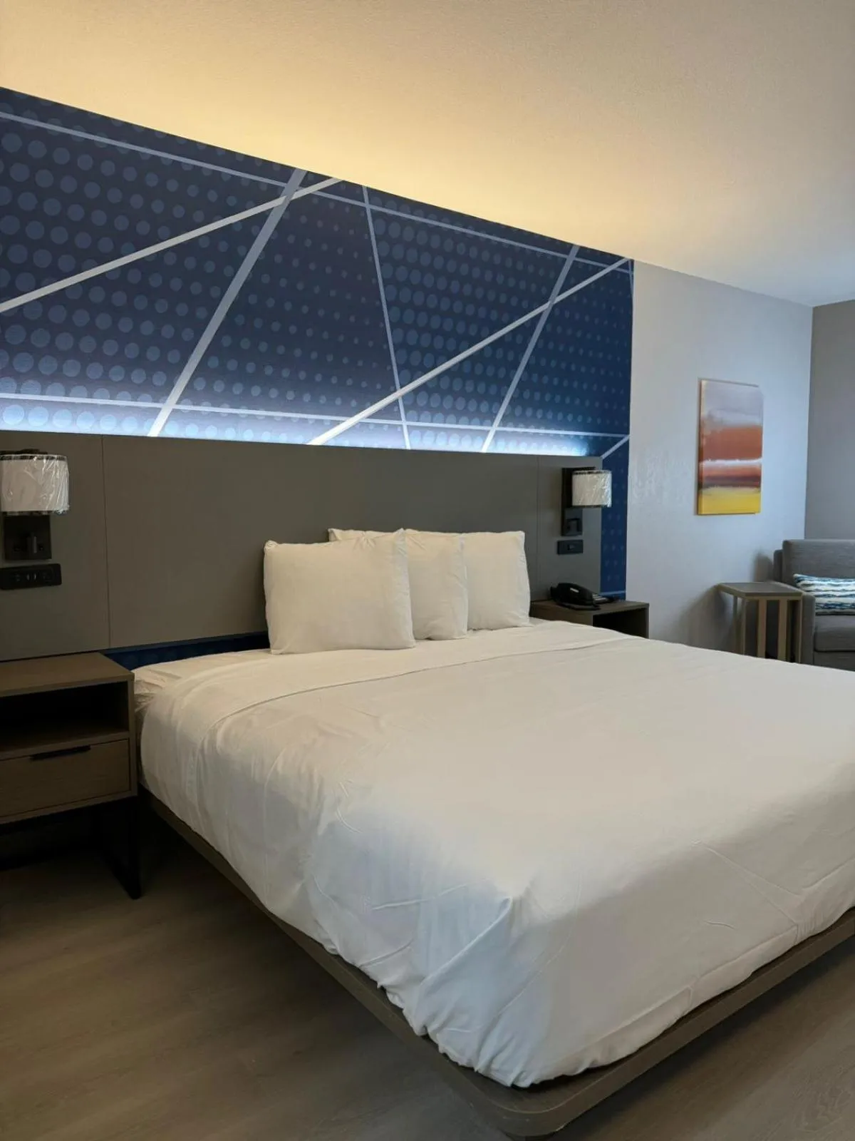 Bed in Halsted Inn and Suites Harvey - Chicago Southland