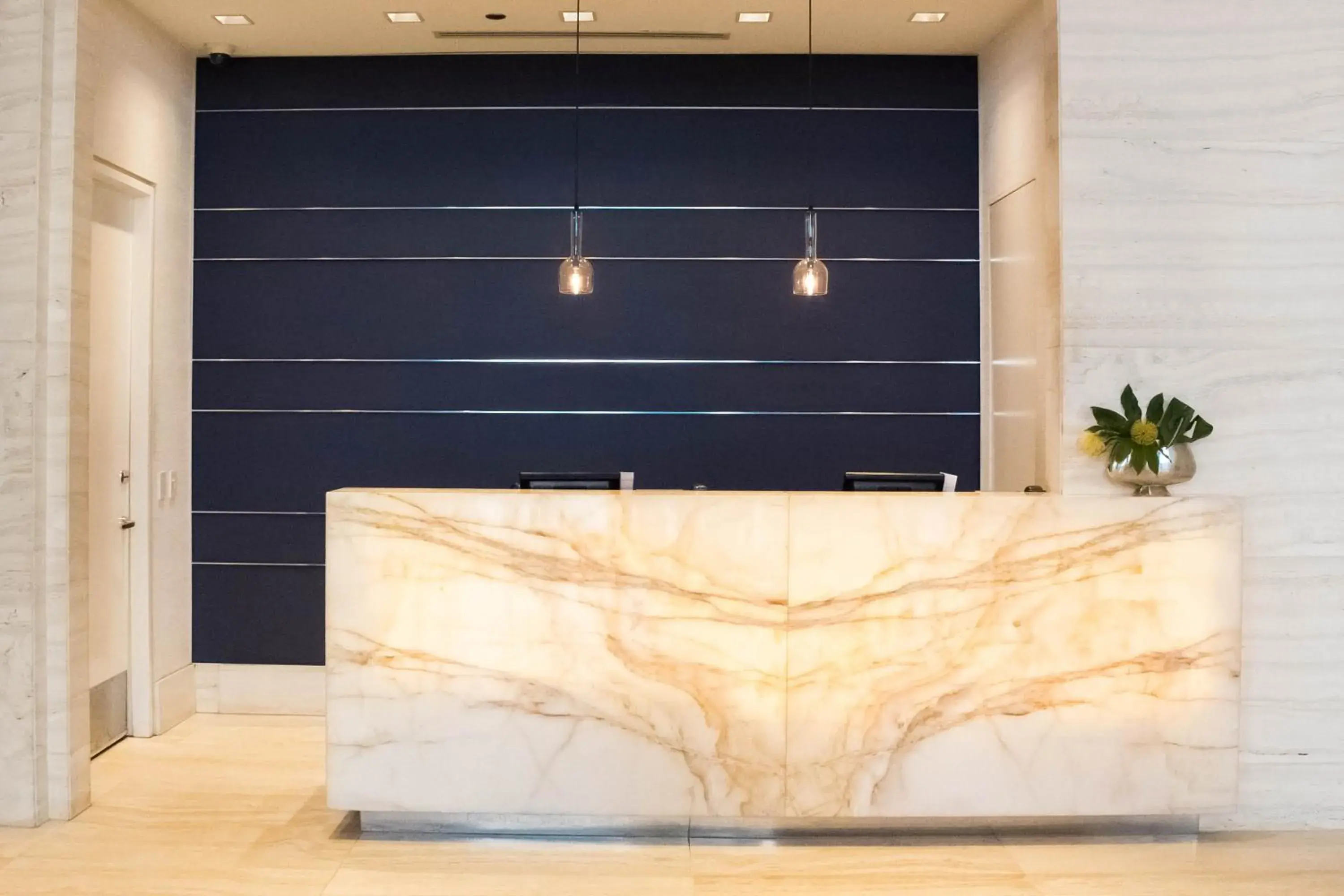 Lobby or reception in Hotel Arista Lobby or reception in Hotel Arista