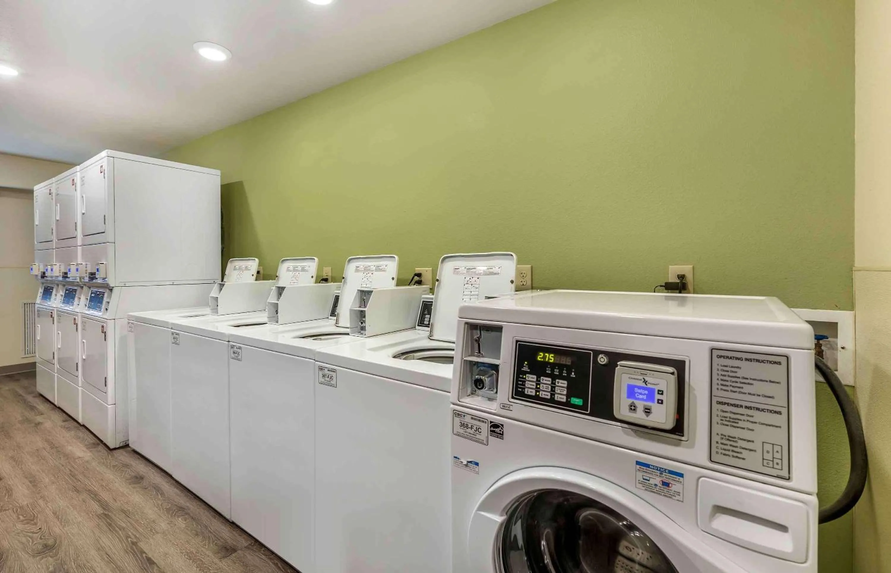 Property building in Extended Stay America Select Suites - Wichita - North