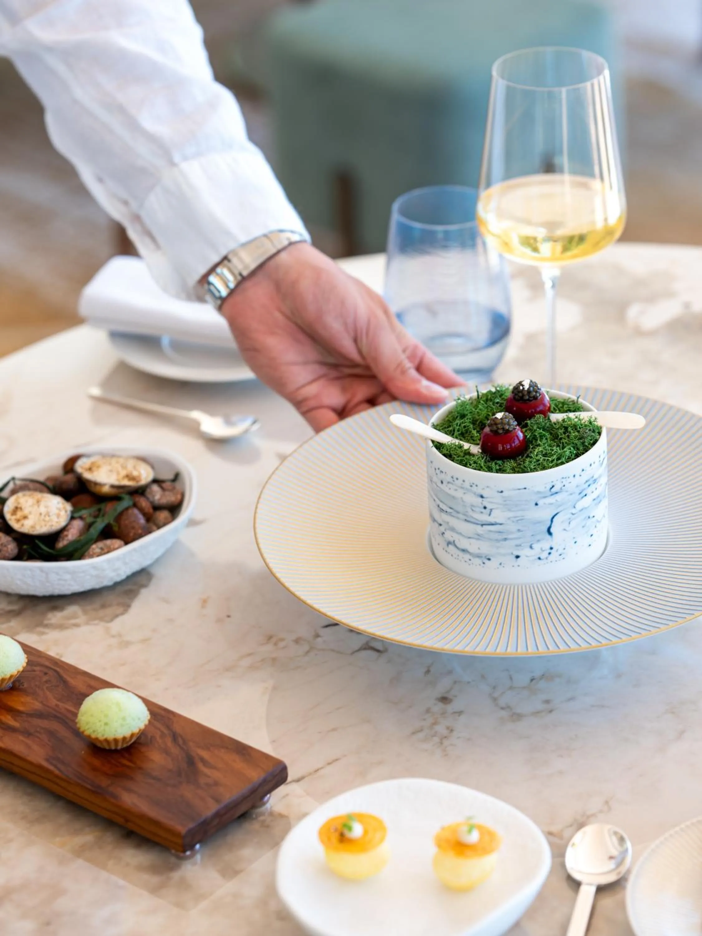 Restaurant/places to eat in Tiara Miramar Beach Resort