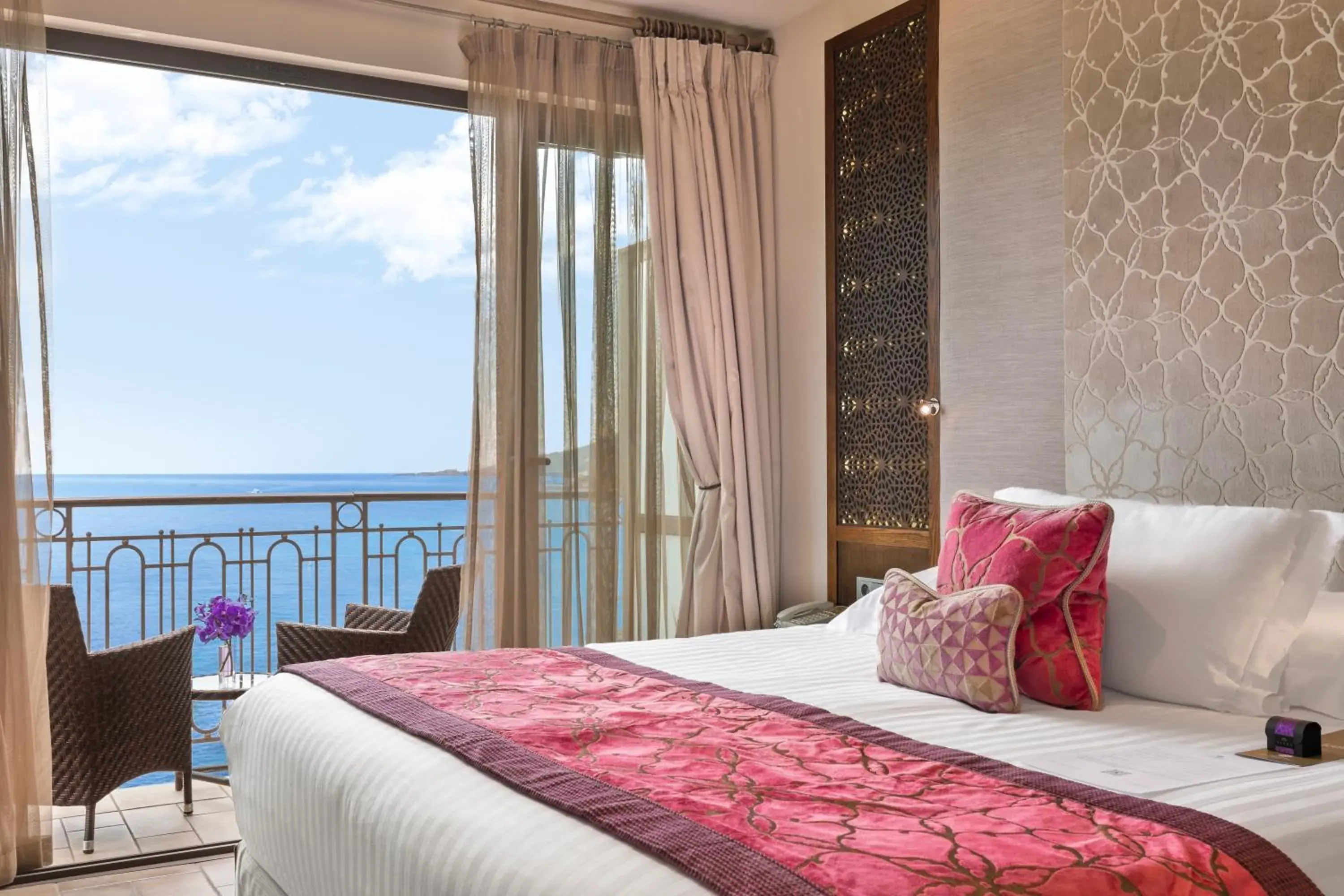 Deluxe Double Room with Sea View - Free Beach Access in Tiara Miramar Beach Resort Deluxe Double Room with Sea View - Free Beach Access in Tiara Miramar Beach Resort