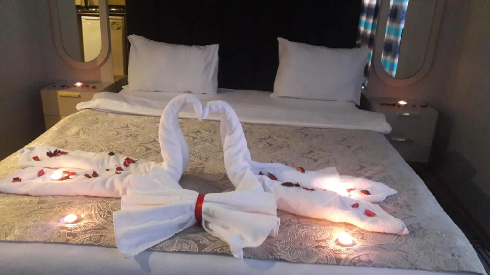 Bed in Alya Suite Rezidans