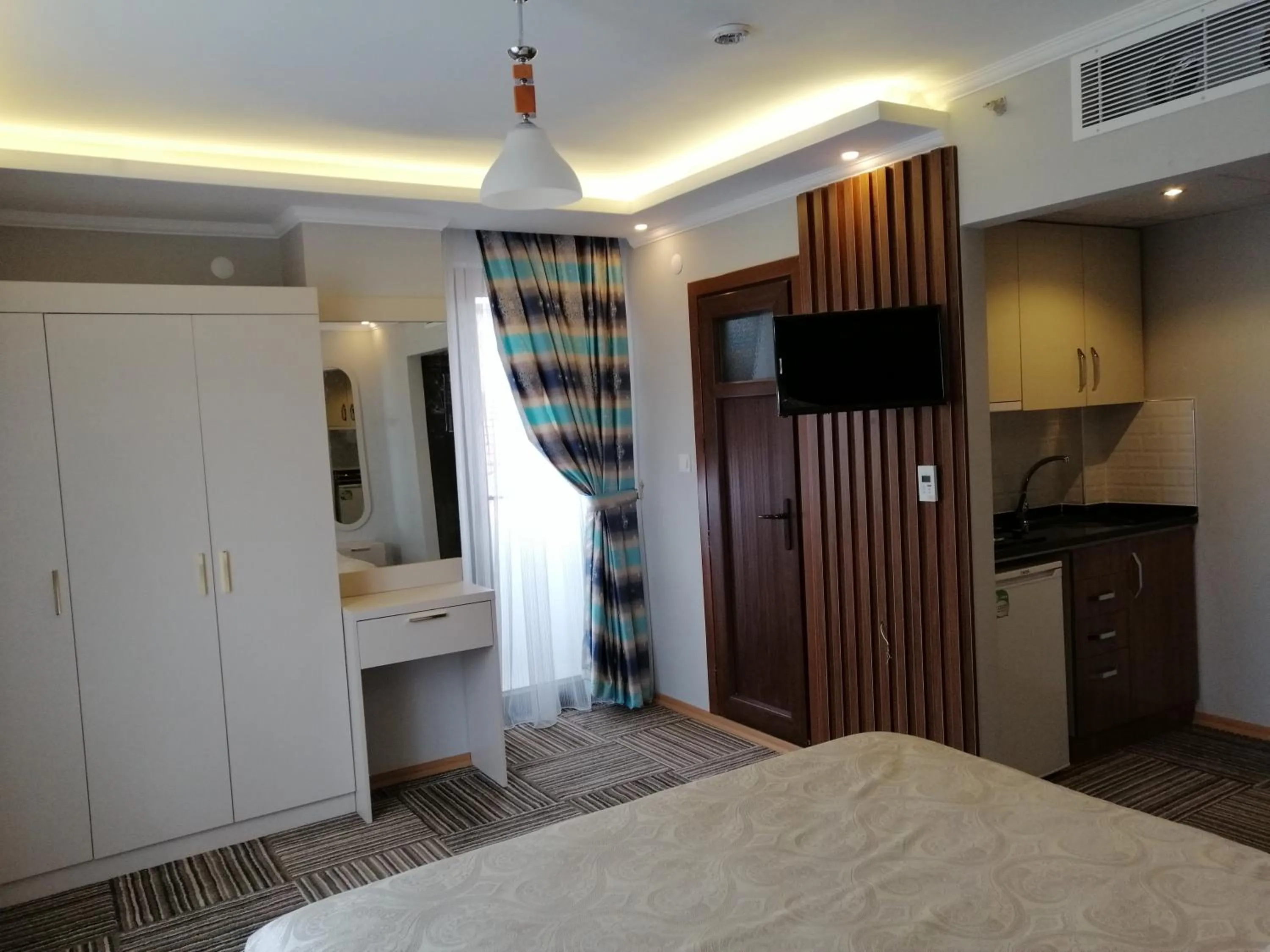 Bed in Alya Suite Rezidans