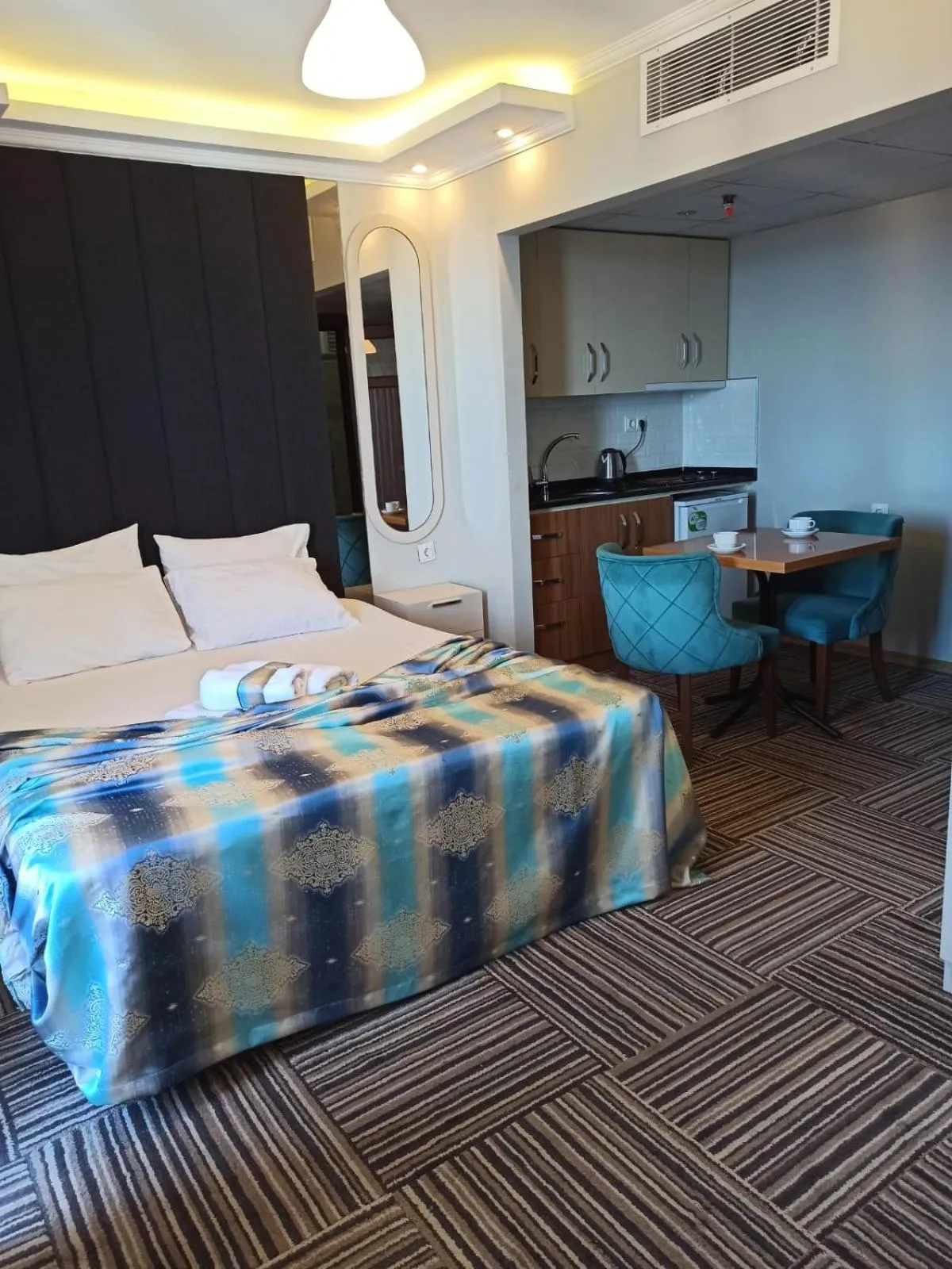 Bed in Alya Suite Rezidans