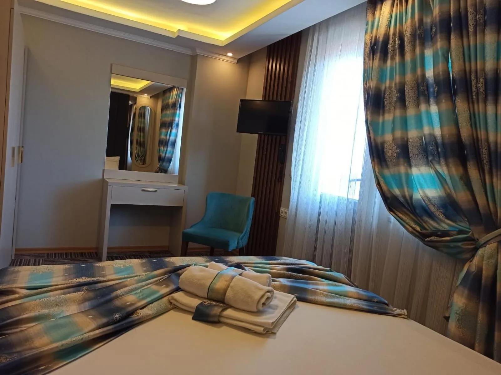 Bed in Alya Suite Rezidans