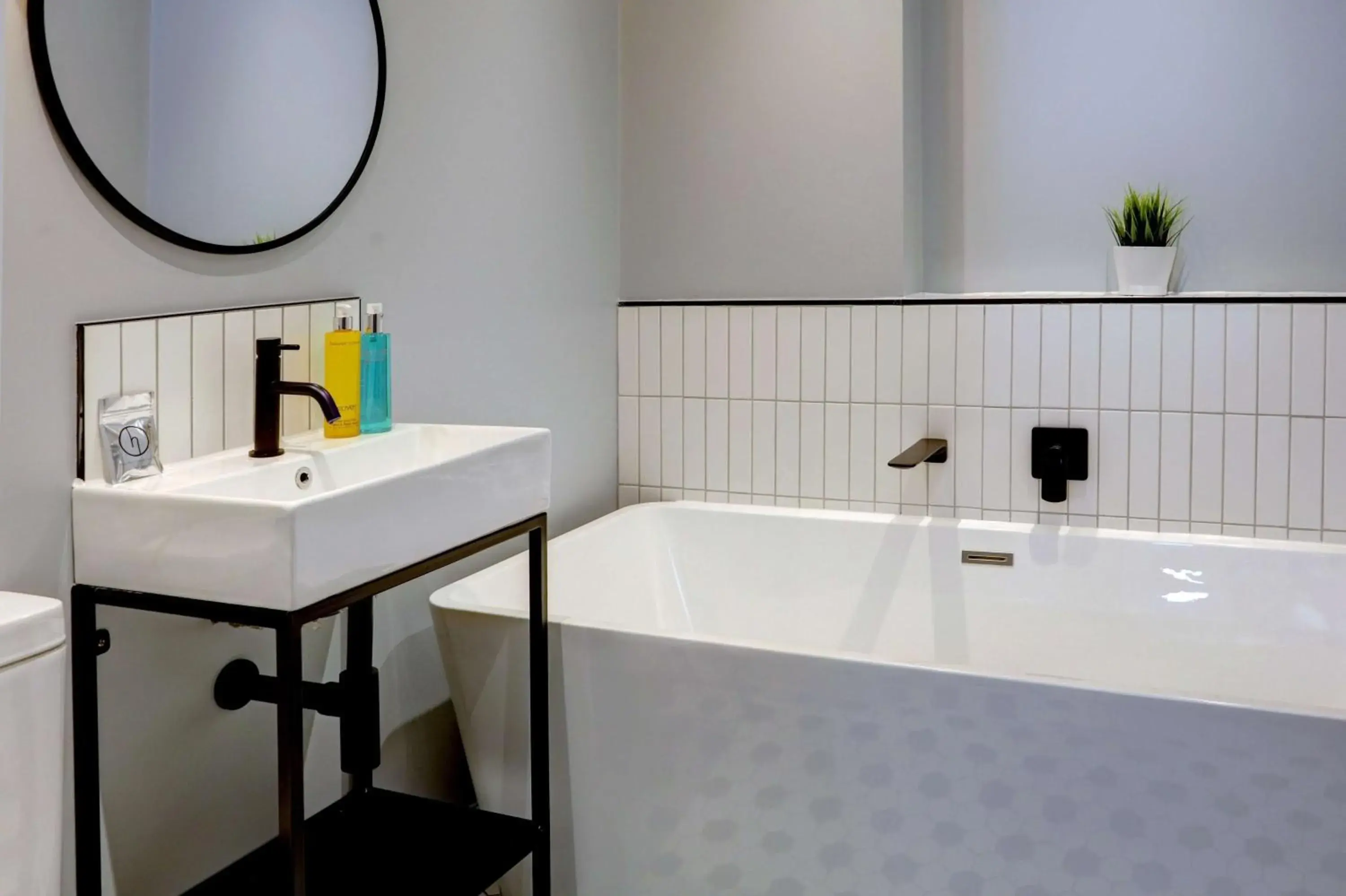 Bathroom in Hy Lytham St Anne's Bathroom in Hy Lytham St Anne's