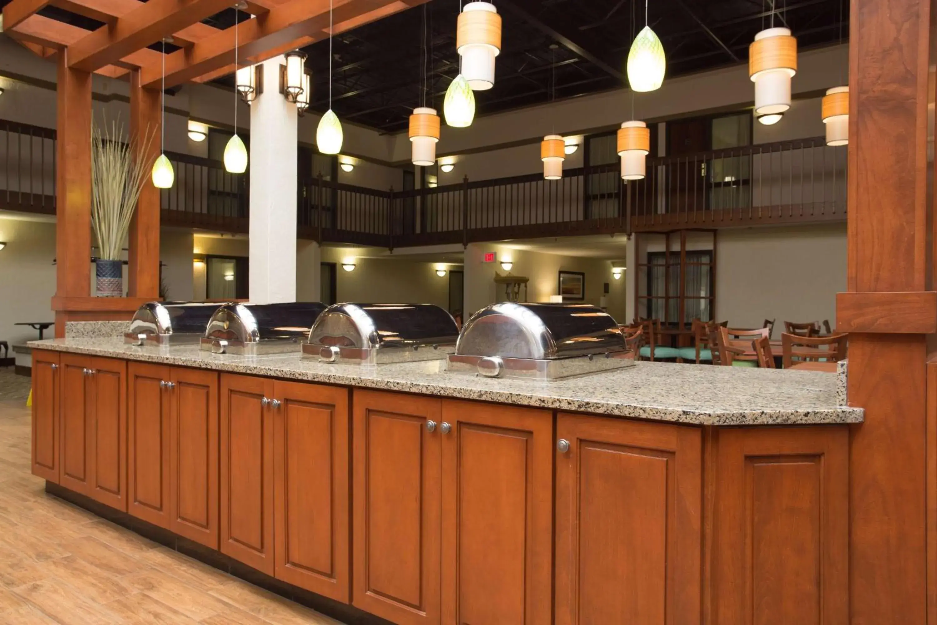 Restaurant/places to eat in Pear Tree Inn St Louis Convention Center Restaurant/places to eat in Pear Tree Inn St Louis Convention Center