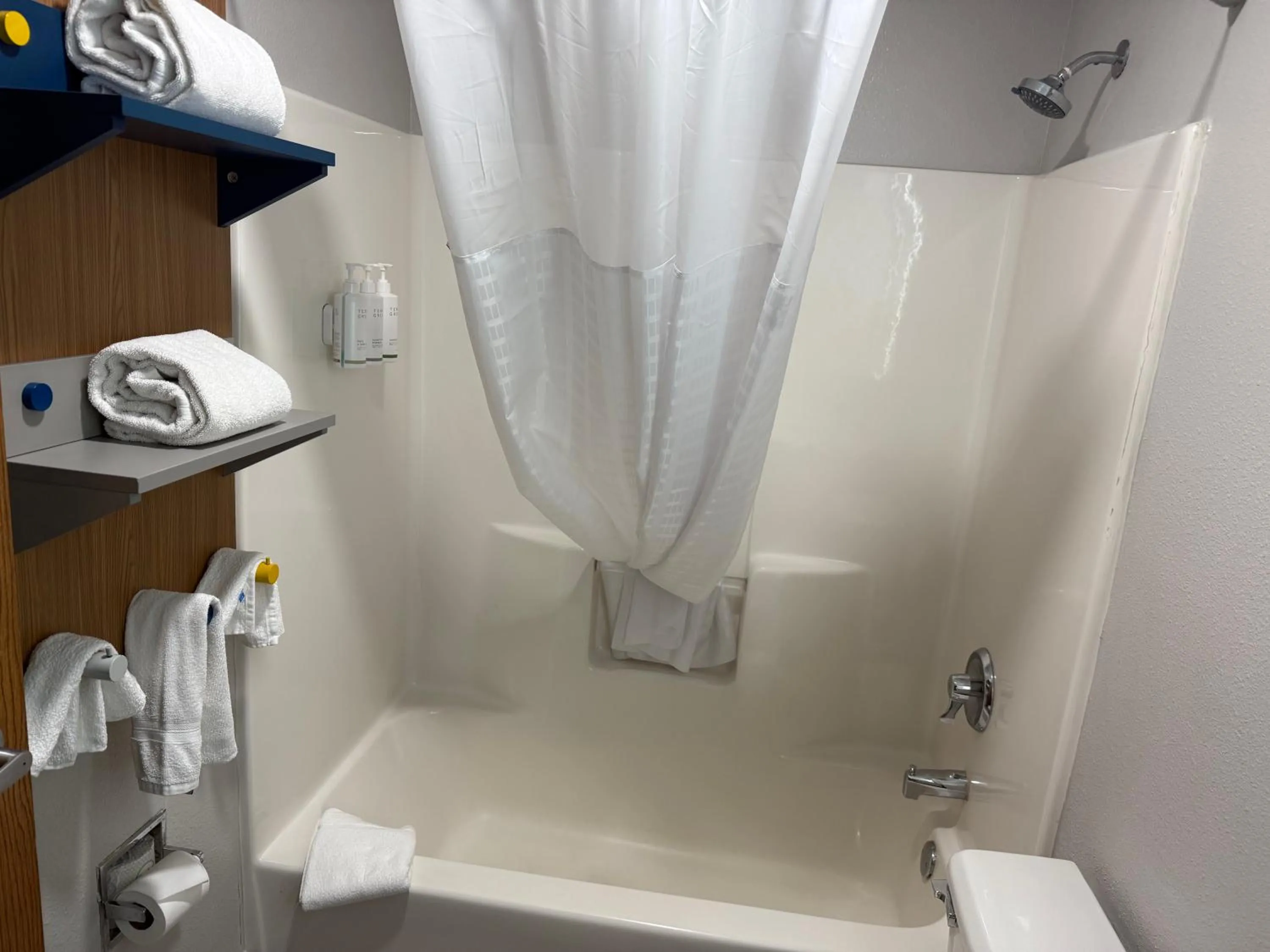 Microtel Inn & Suites by Wyndham Sioux Falls