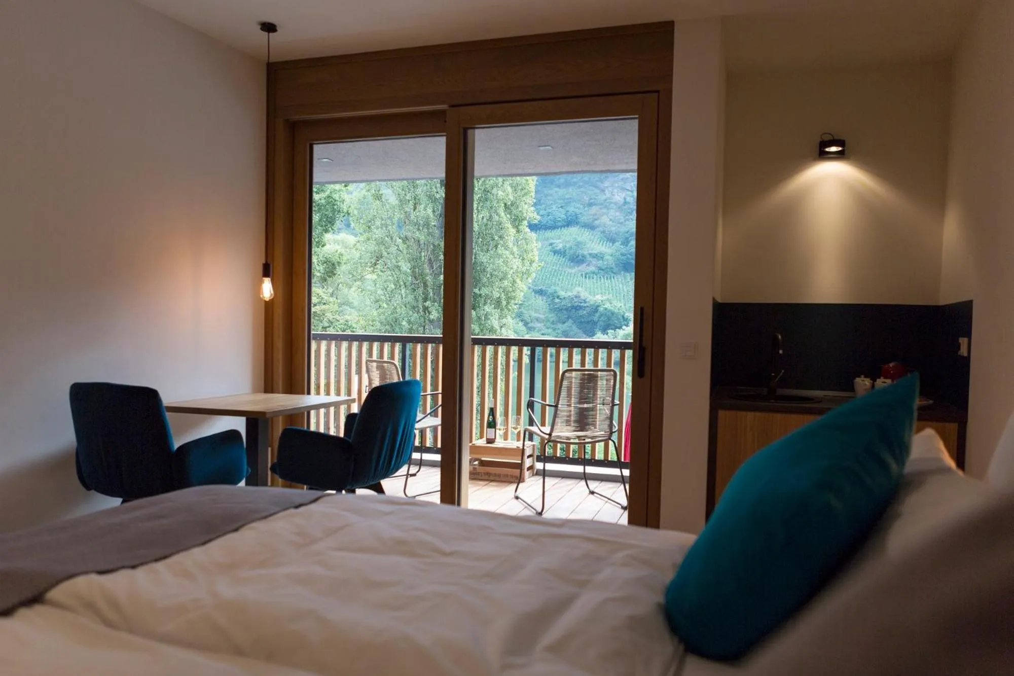 Photo of the whole room, Bed in Rieslingquartier - Mosel Wein Hotel