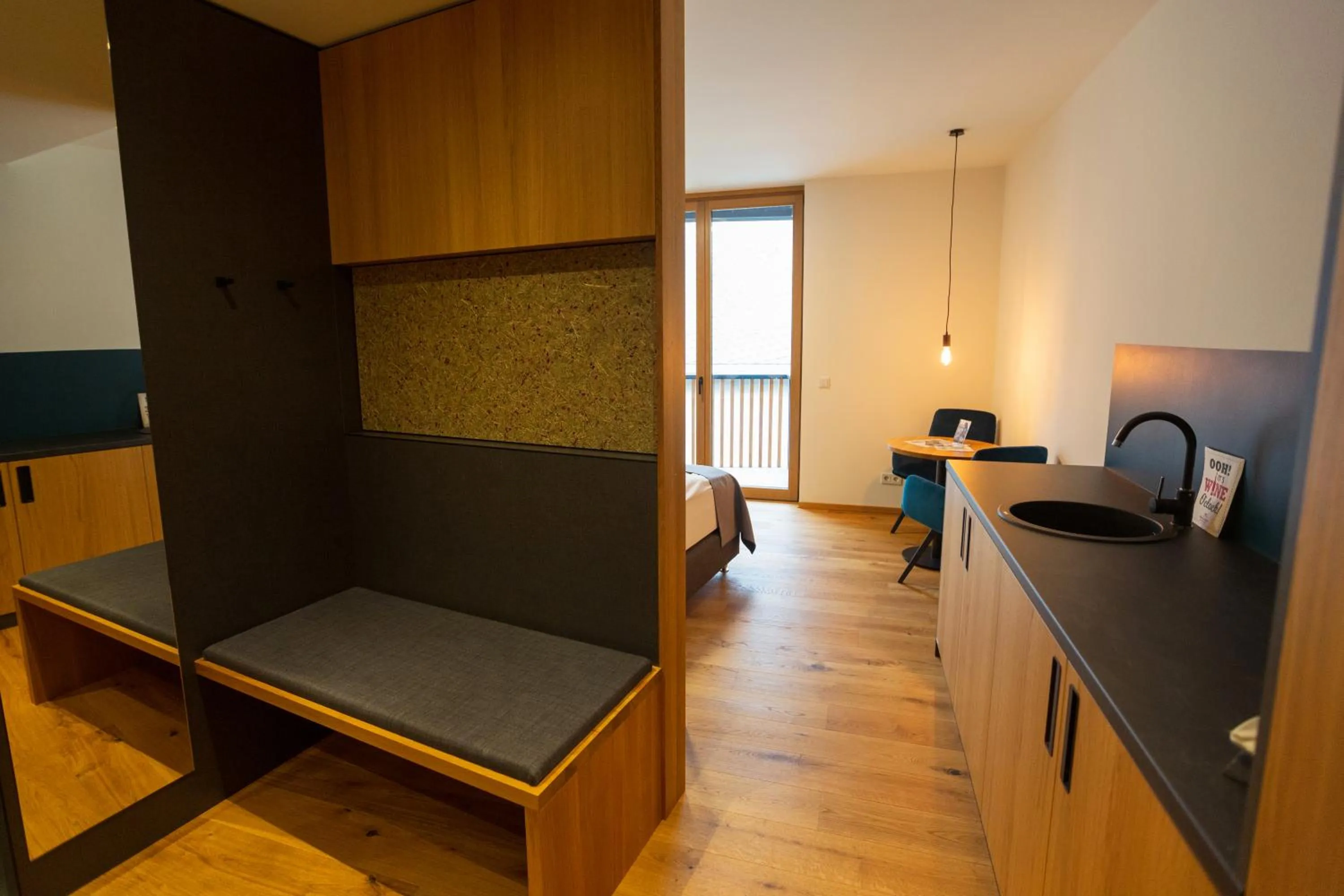 Seating area, Bed in Rieslingquartier - Mosel Wein Hotel