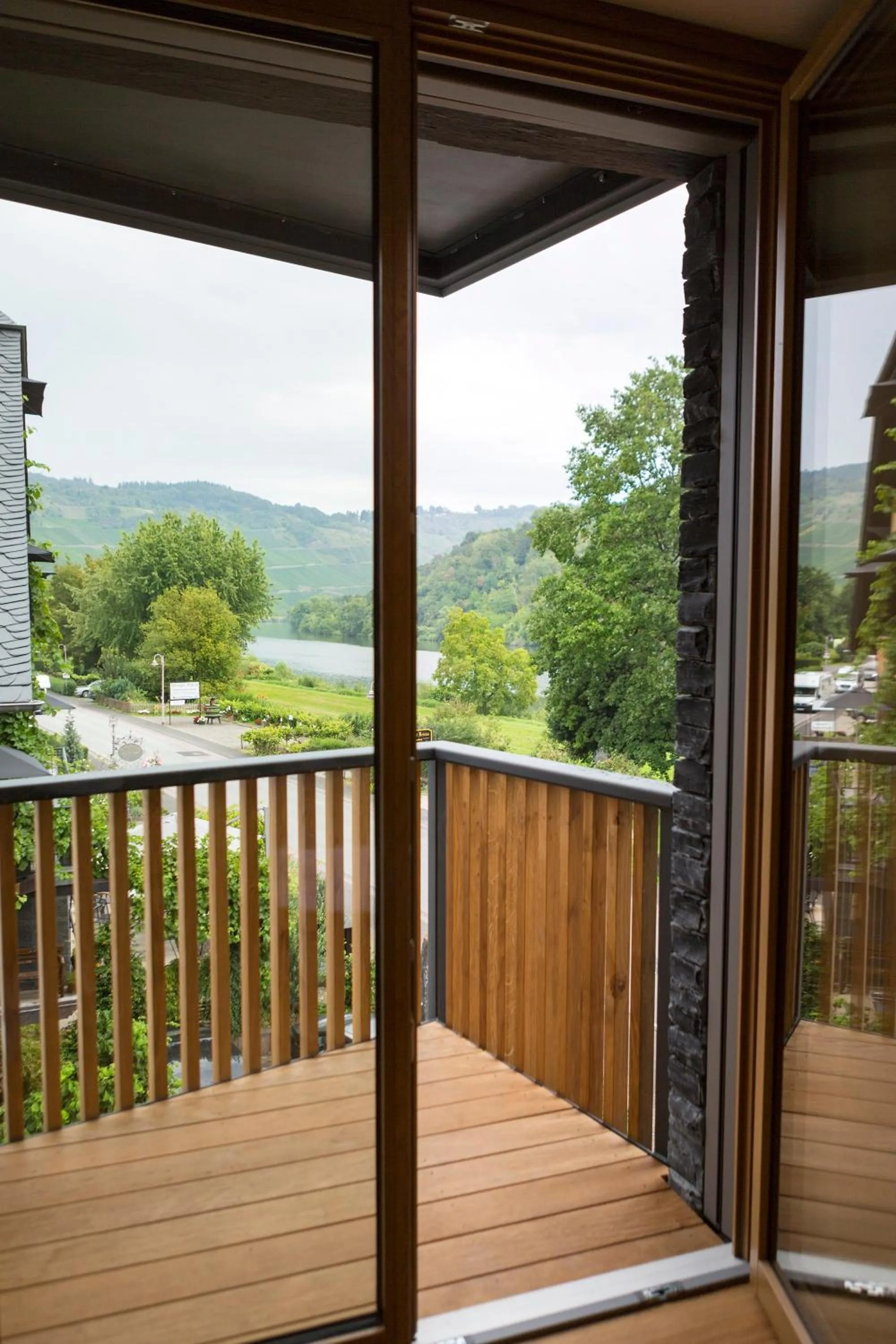 River view in Rieslingquartier - Mosel Wein Hotel